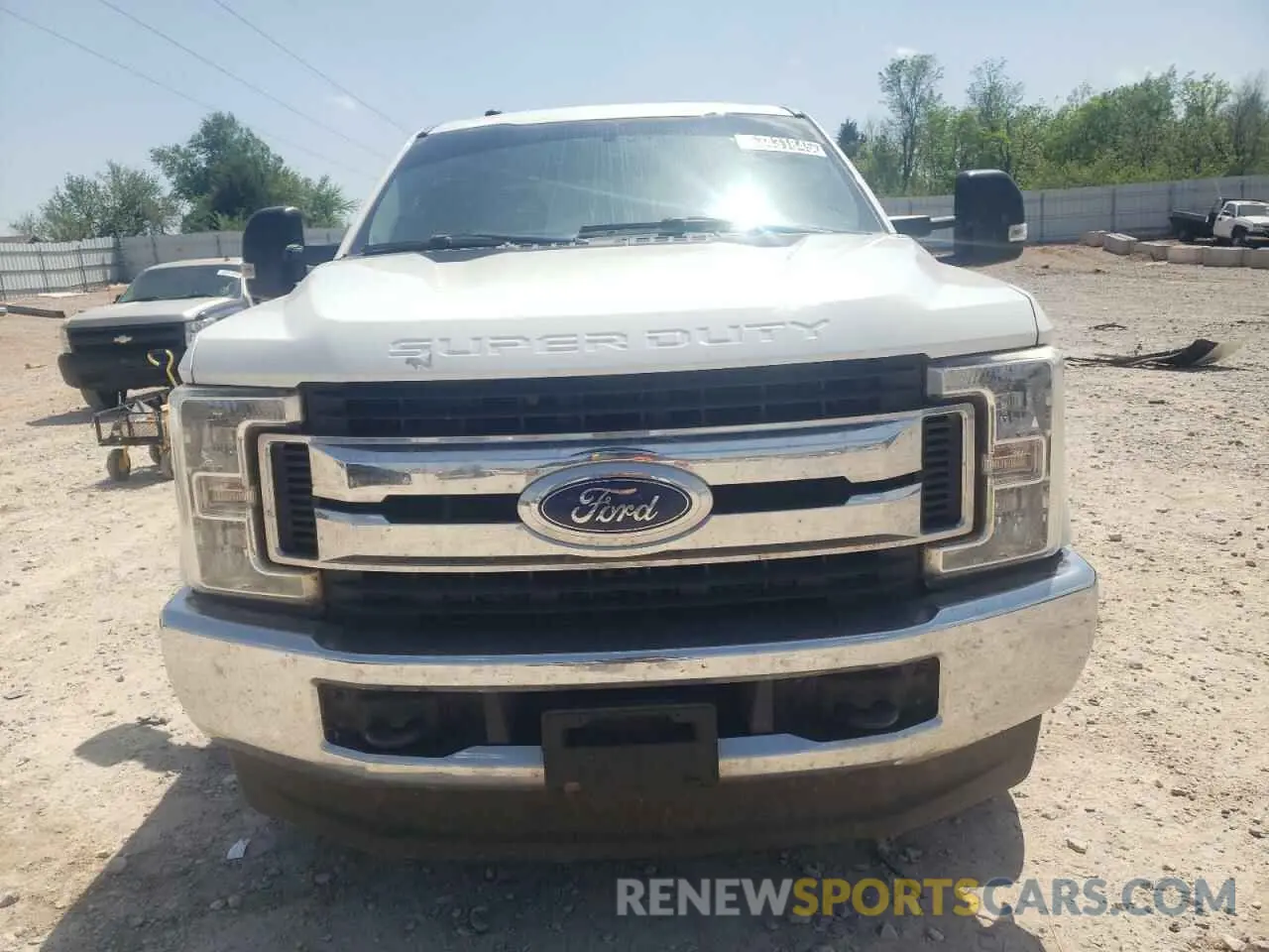 5 Photograph of a damaged car 1FT7W2B67KEC60900 FORD F250 2019