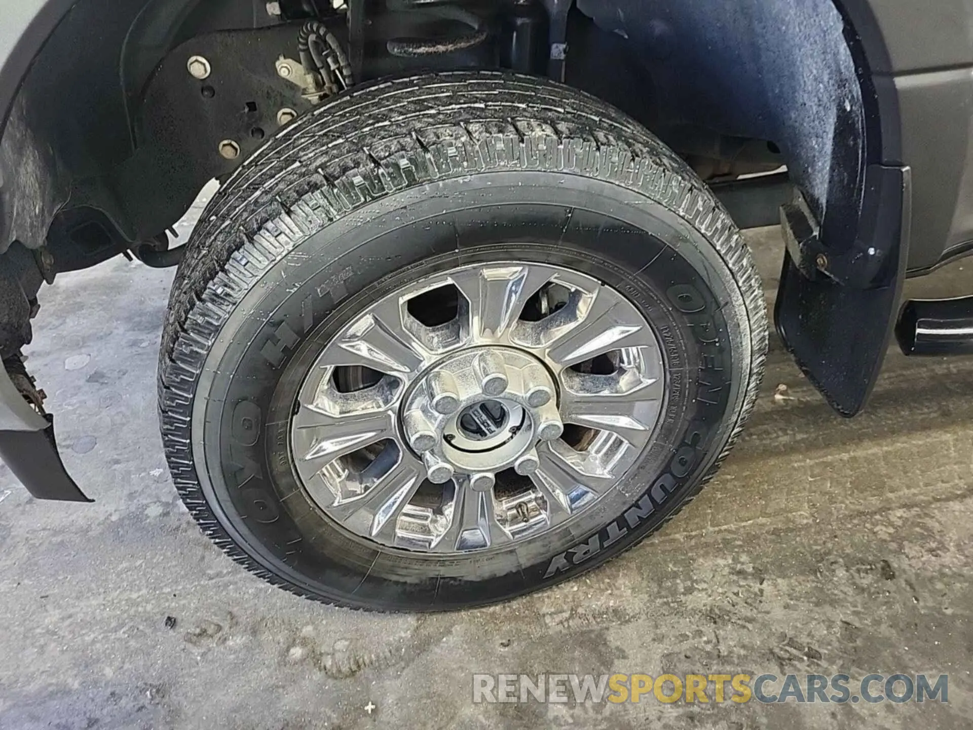 19 Photograph of a damaged car 1FT7W2B67KEE26641 FORD F250 2019