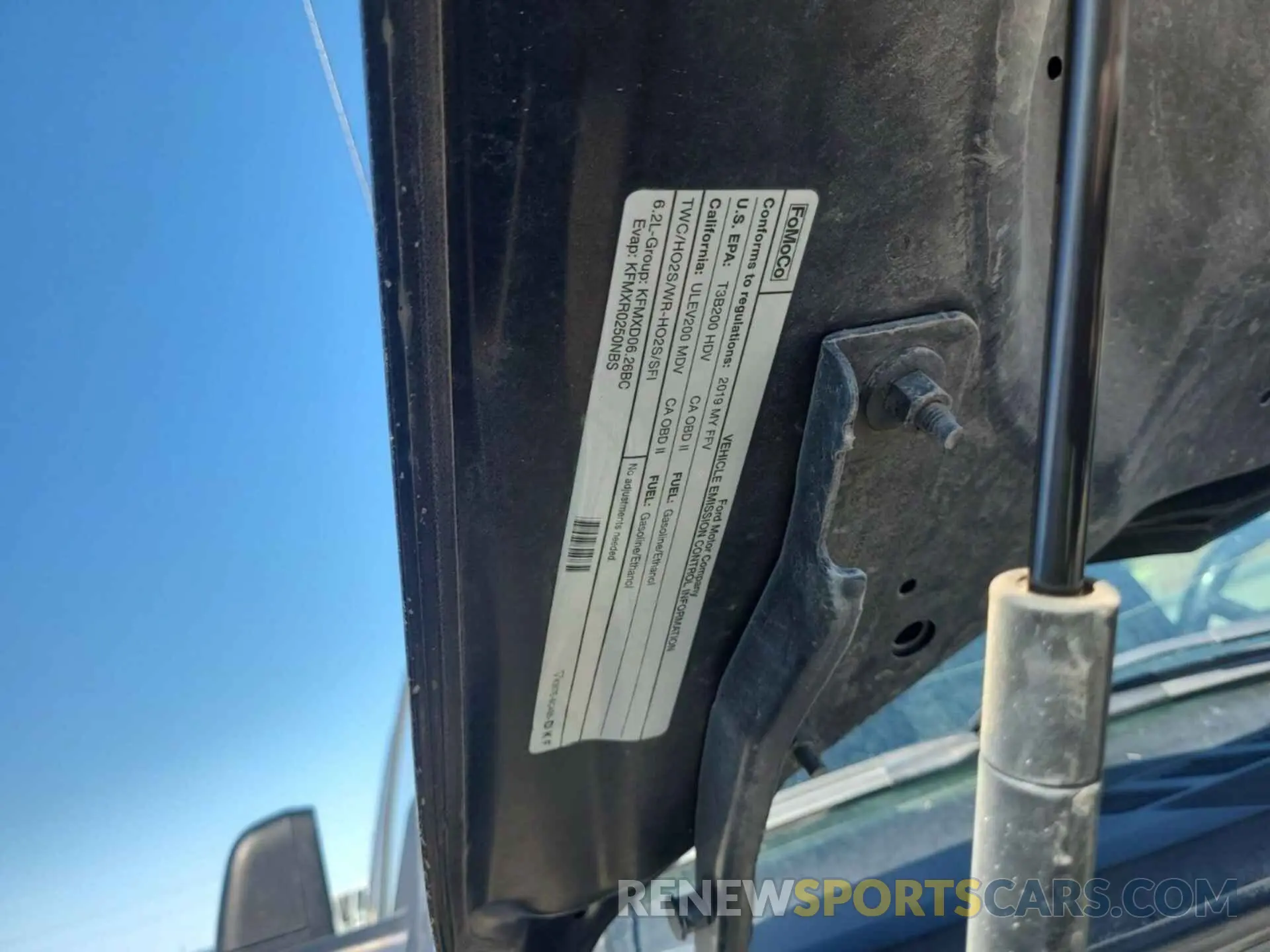 41 Photograph of a damaged car 1FT7W2B67KEE26641 FORD F250 2019