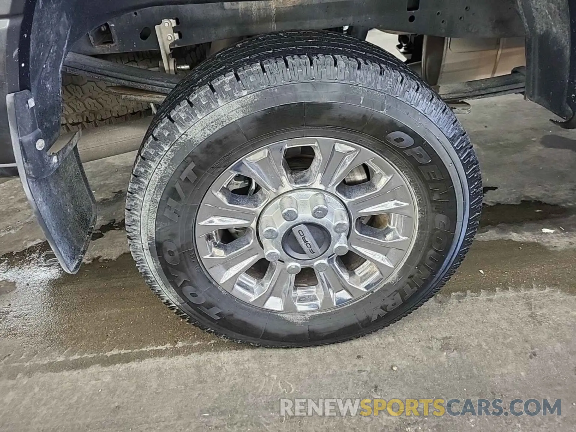 47 Photograph of a damaged car 1FT7W2B67KEE26641 FORD F250 2019