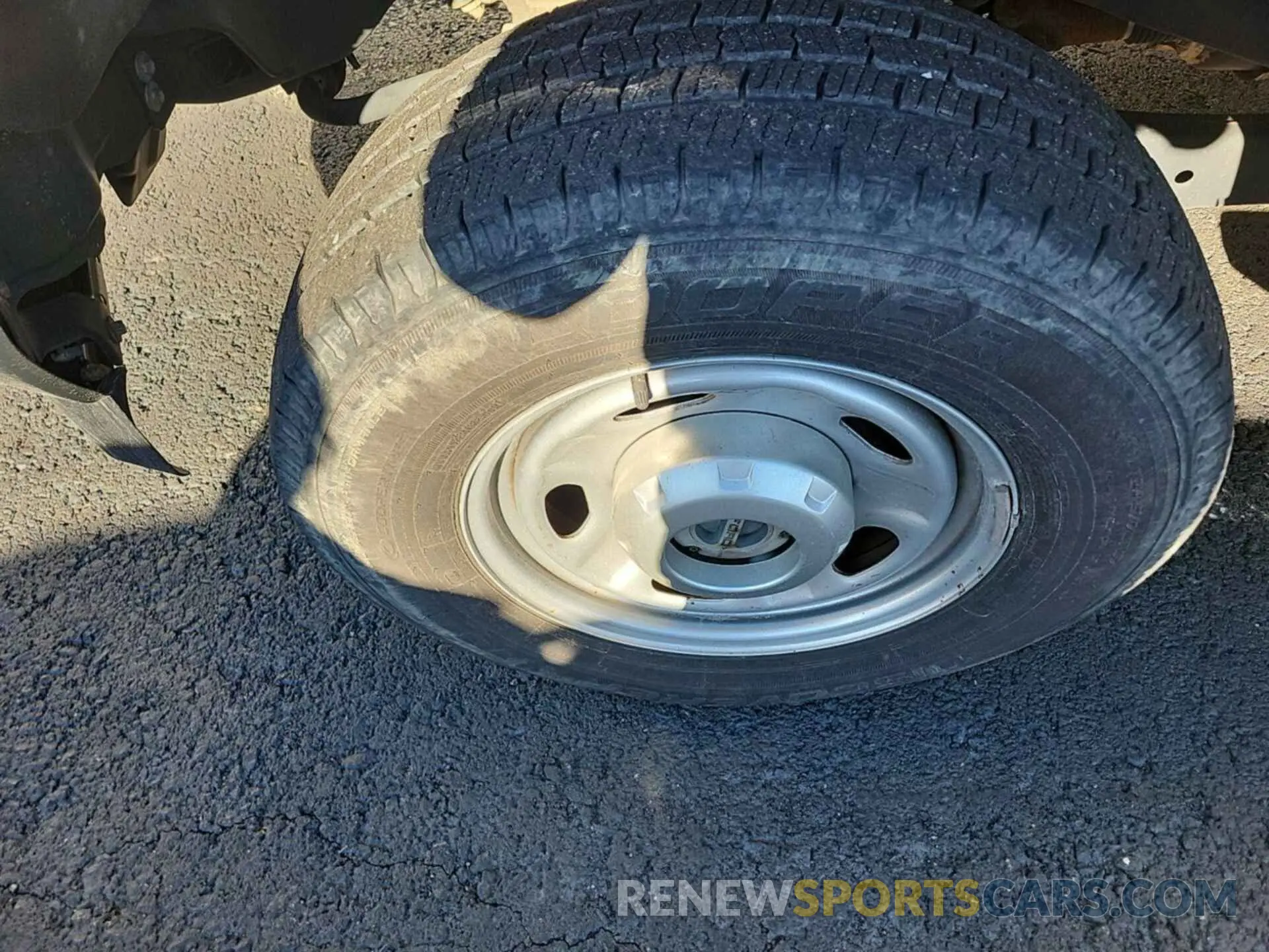 8 Photograph of a damaged car 1FT7W2B67KEF70531 FORD F250 2019