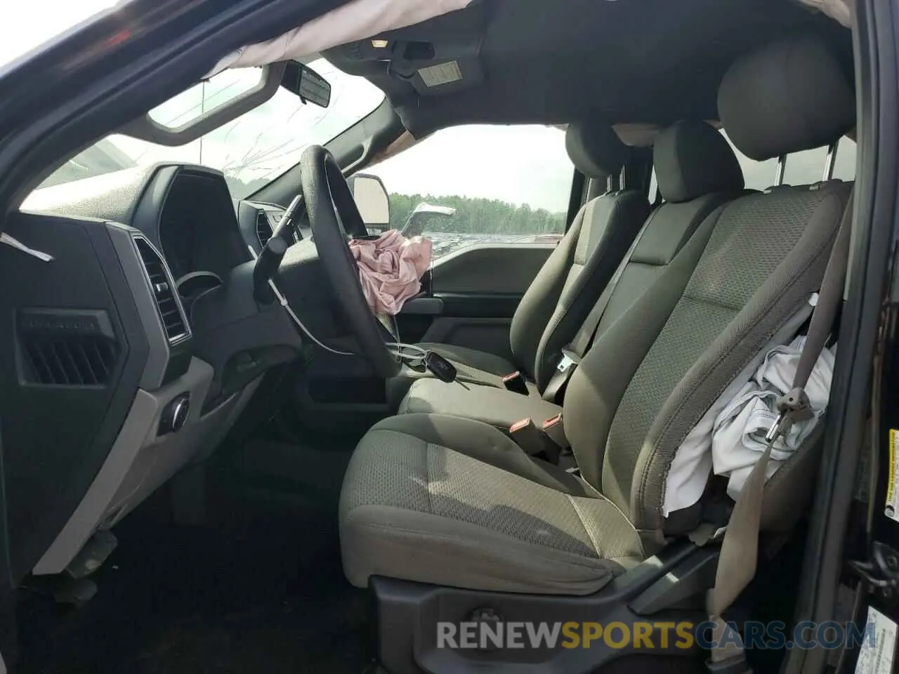 7 Photograph of a damaged car 1FT7W2B68KEE86363 FORD F250 2019