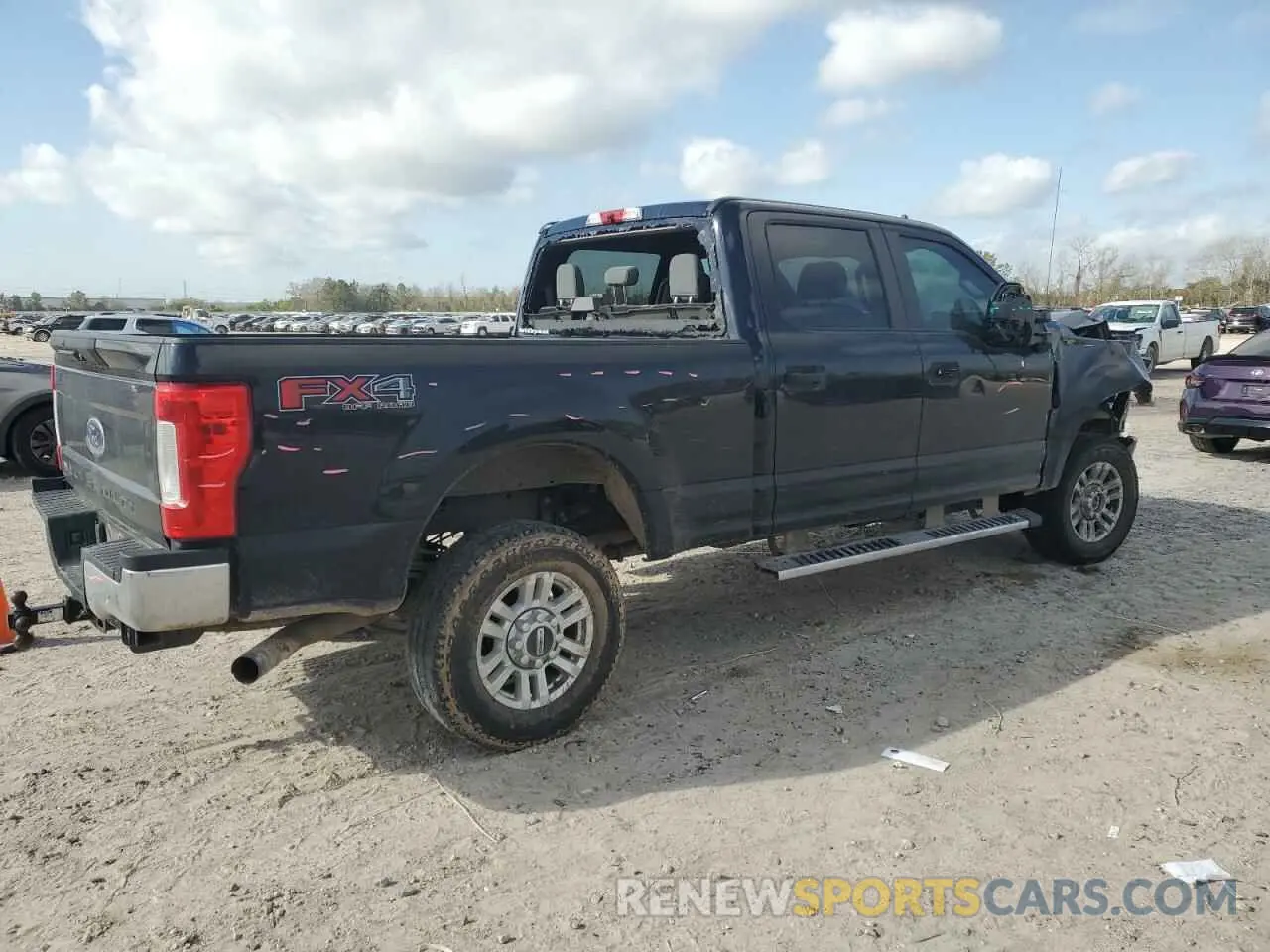 3 Фотография поврежденного автомобиля 1FT7W2B6XKEF64495 FORD F250 2019