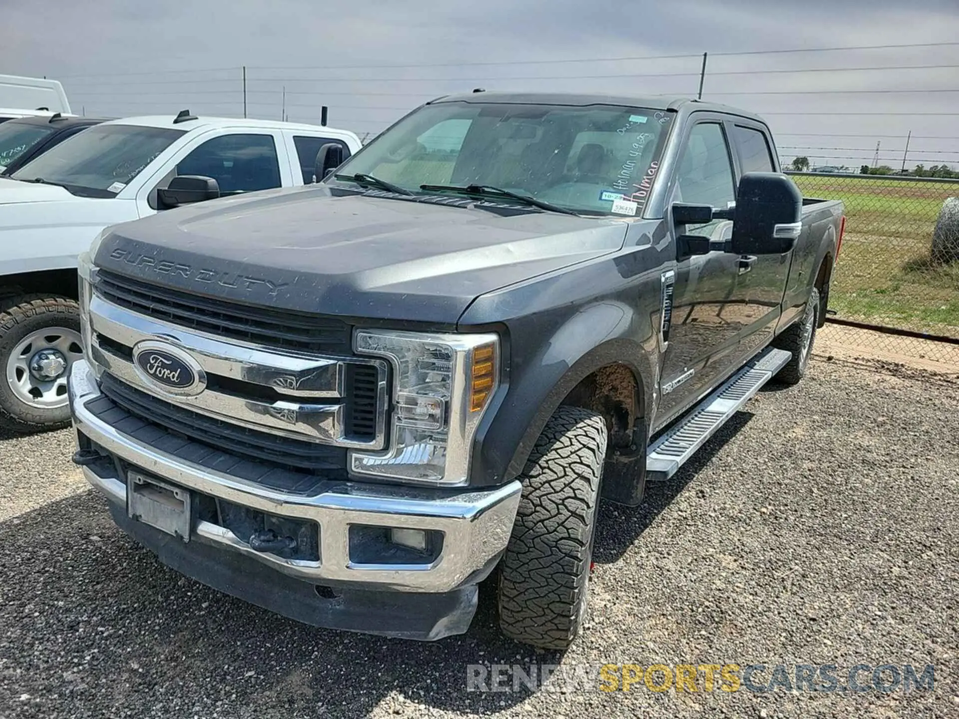 21 Photograph of a damaged car 1FT7W2BT0KEC81514 FORD F250 2019