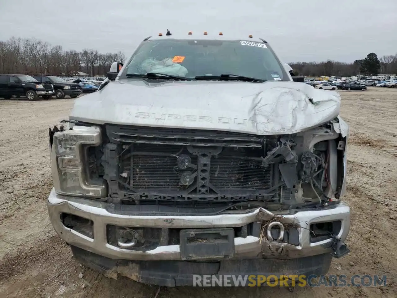 5 Photograph of a damaged car 1FT7W2BT0KEG65647 FORD F250 2019