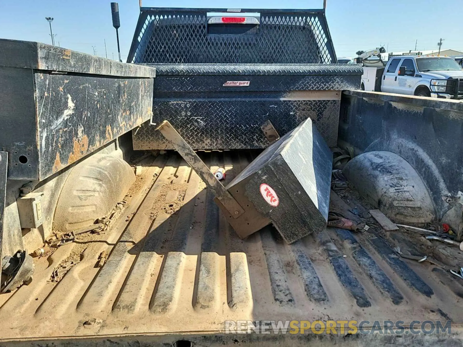 3 Фотография поврежденного автомобиля 1FT7W2BT1KEF25400 FORD F250 2019