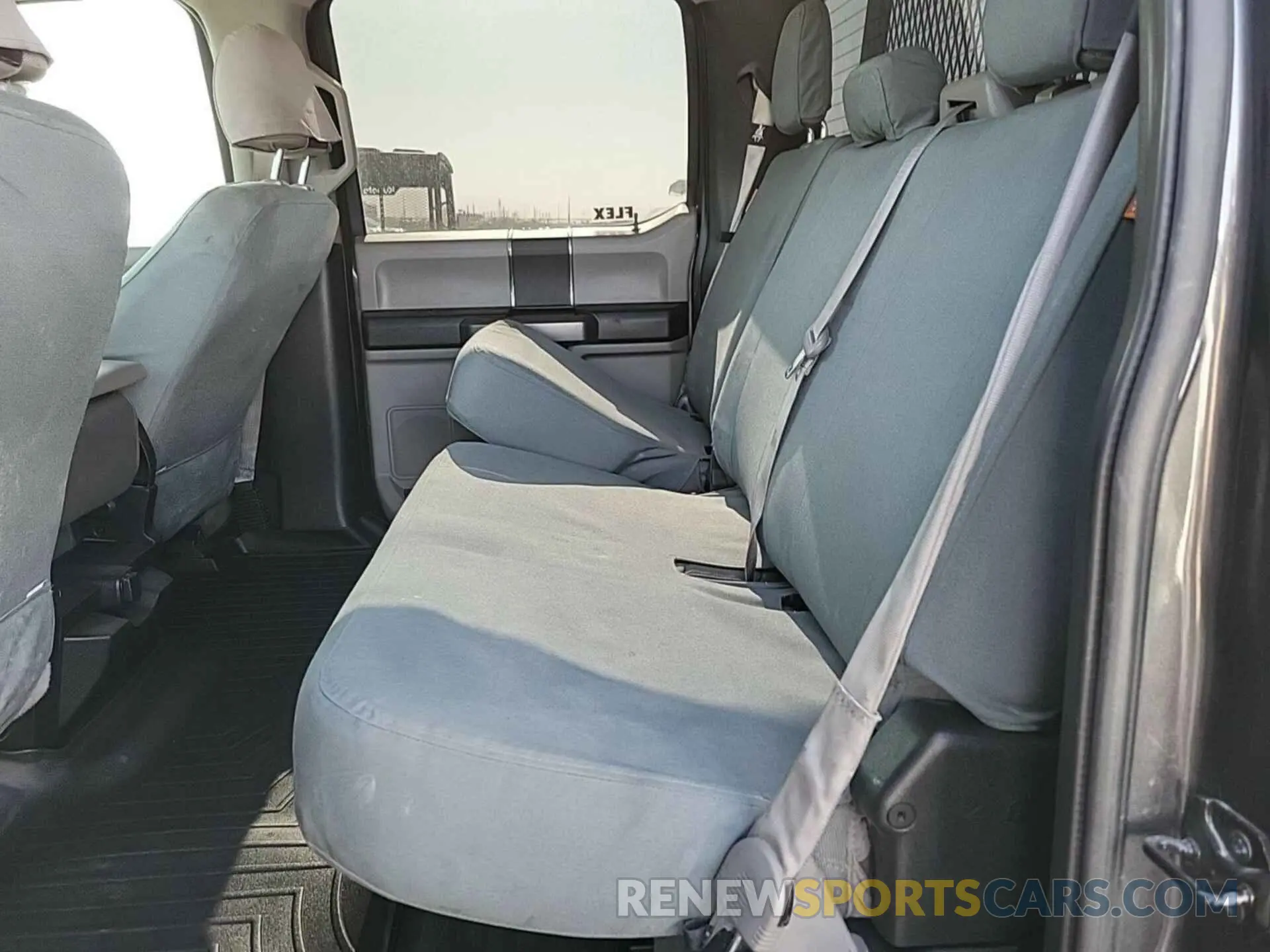 4 Фотография поврежденного автомобиля 1FT7W2BT1KEF25400 FORD F250 2019