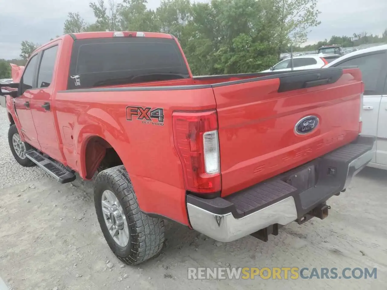 2 Photograph of a damaged car 1FT7W2BT1KEG73417 FORD F250 2019