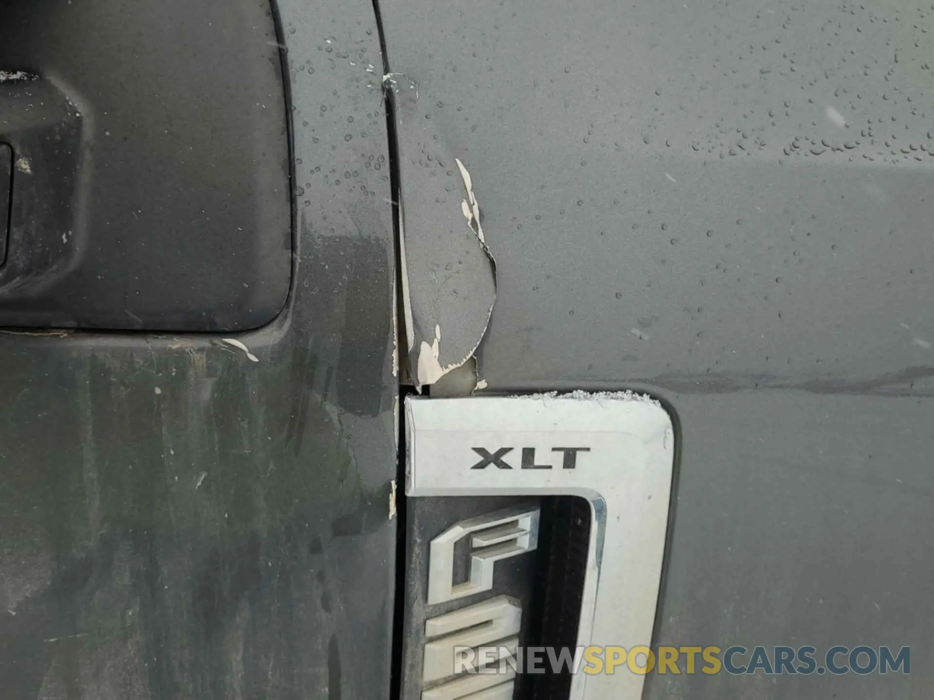 25 Photograph of a damaged car 1FT7W2BT3KEC61743 FORD F250 2019