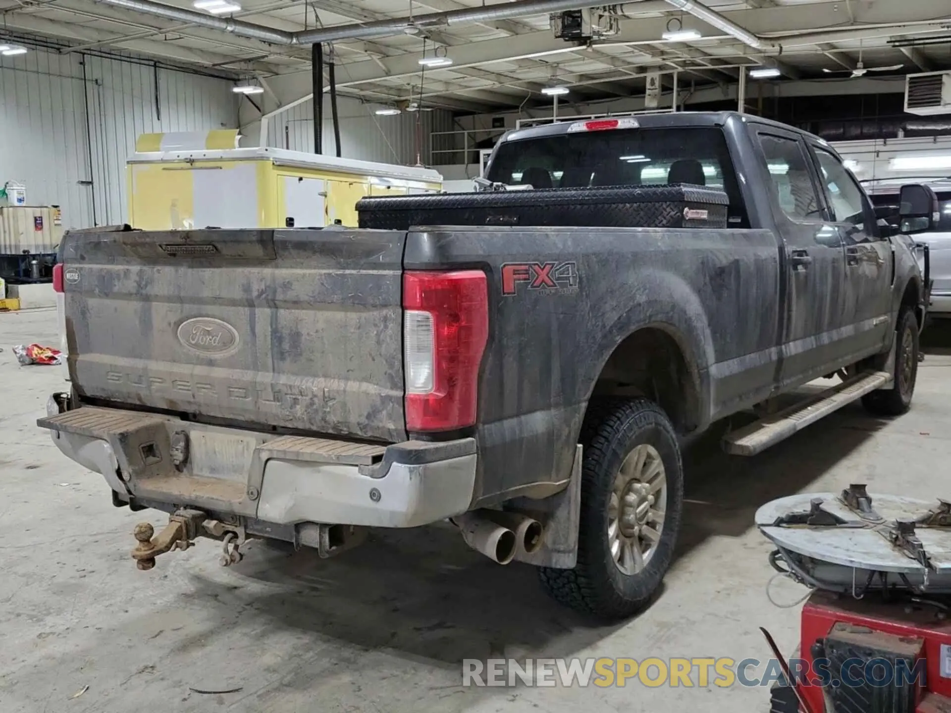 26 Photograph of a damaged car 1FT7W2BT3KEC61743 FORD F250 2019