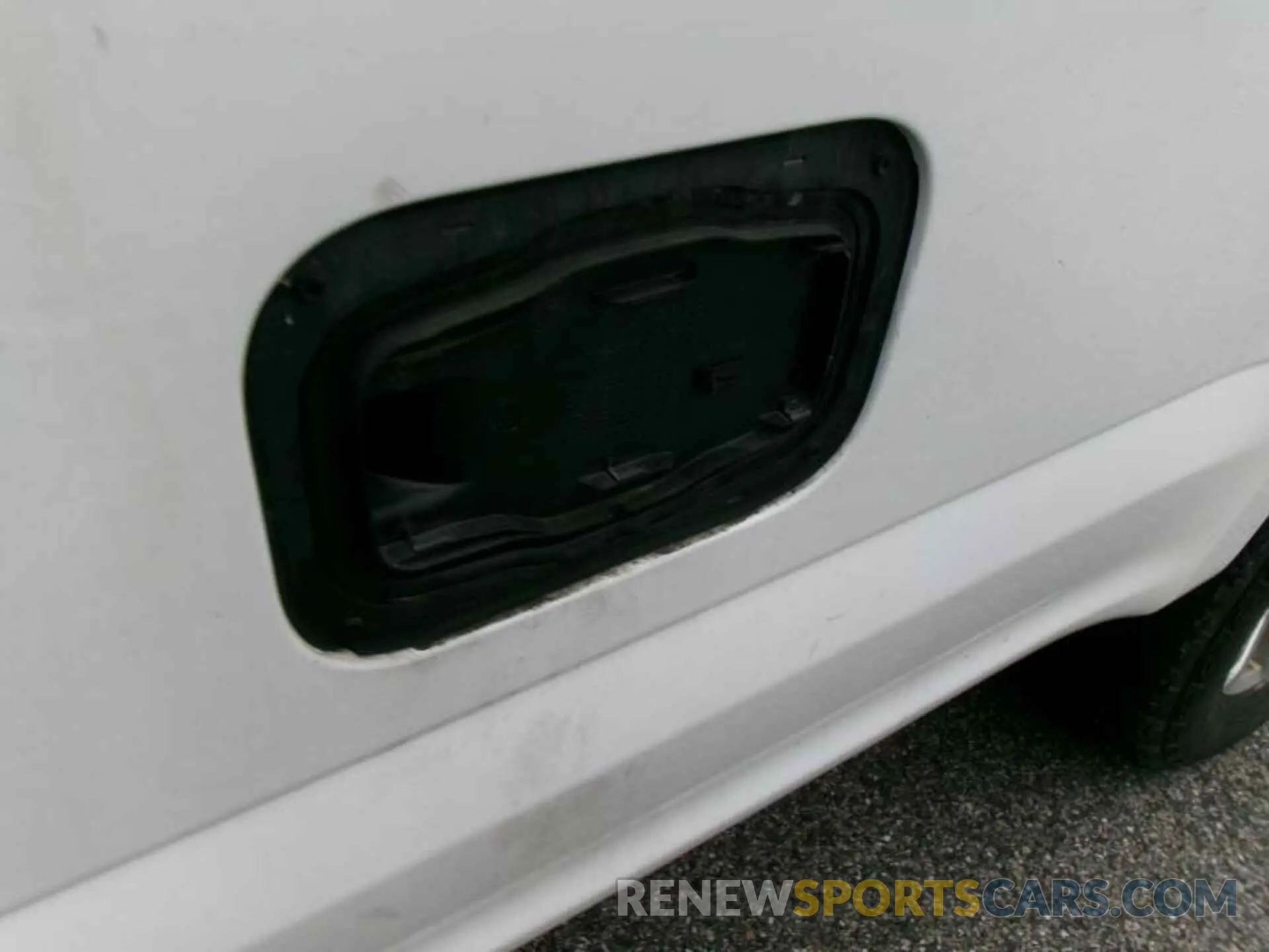 16 Photograph of a damaged car 1FT7W2BT3KEC66974 FORD F250 2019