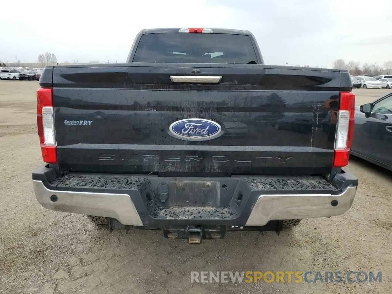 6 Photograph of a damaged car 1FT7W2BT3KEC71723 FORD F250 2019