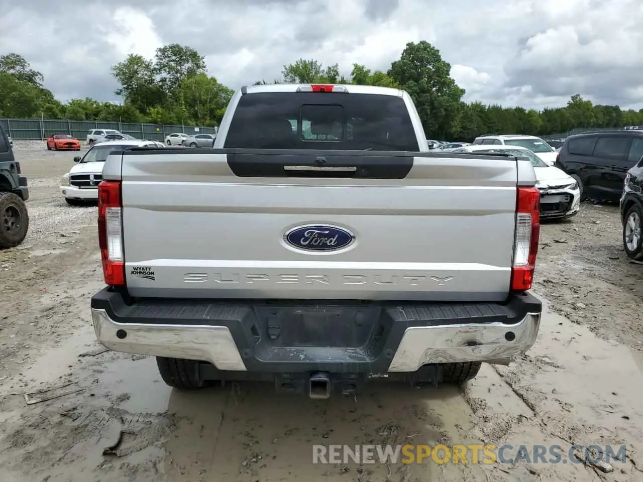 6 Photograph of a damaged car 1FT7W2BT3KEE71369 FORD F250 2019