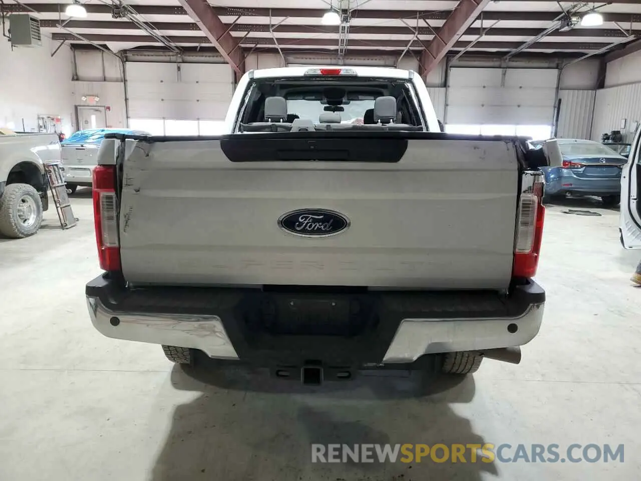 6 Фотография поврежденного автомобиля 1FT7W2BT3KEF05925 FORD F250 2019