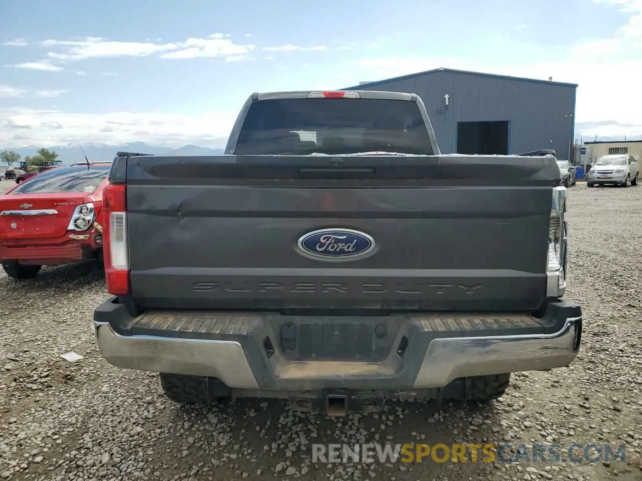 6 Photograph of a damaged car 1FT7W2BT3KEF12745 FORD F250 2019