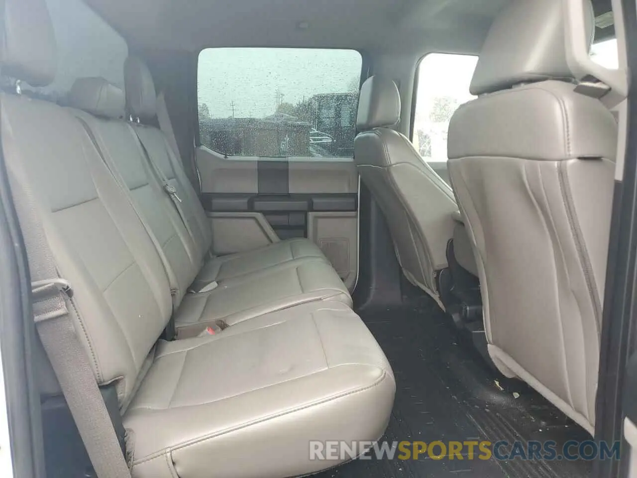 10 Photograph of a damaged car 1FT7W2BT4KEC35927 FORD F250 2019