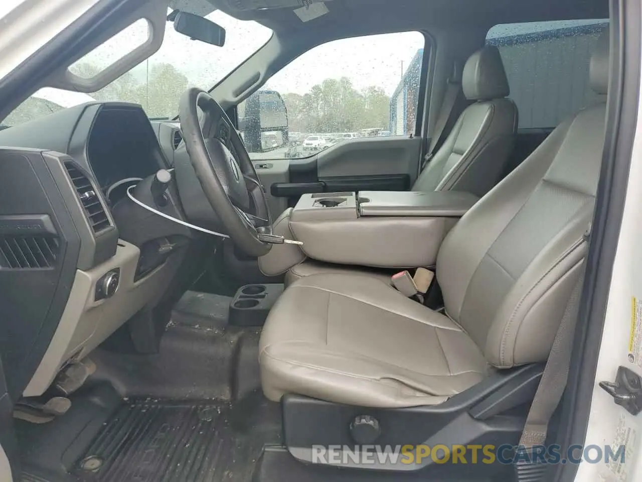 7 Photograph of a damaged car 1FT7W2BT4KEC35927 FORD F250 2019