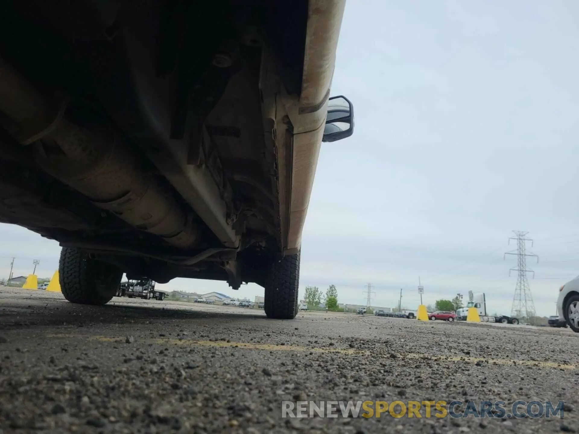 25 Photograph of a damaged car 1FT7W2BT4KEC45387 FORD F250 2019