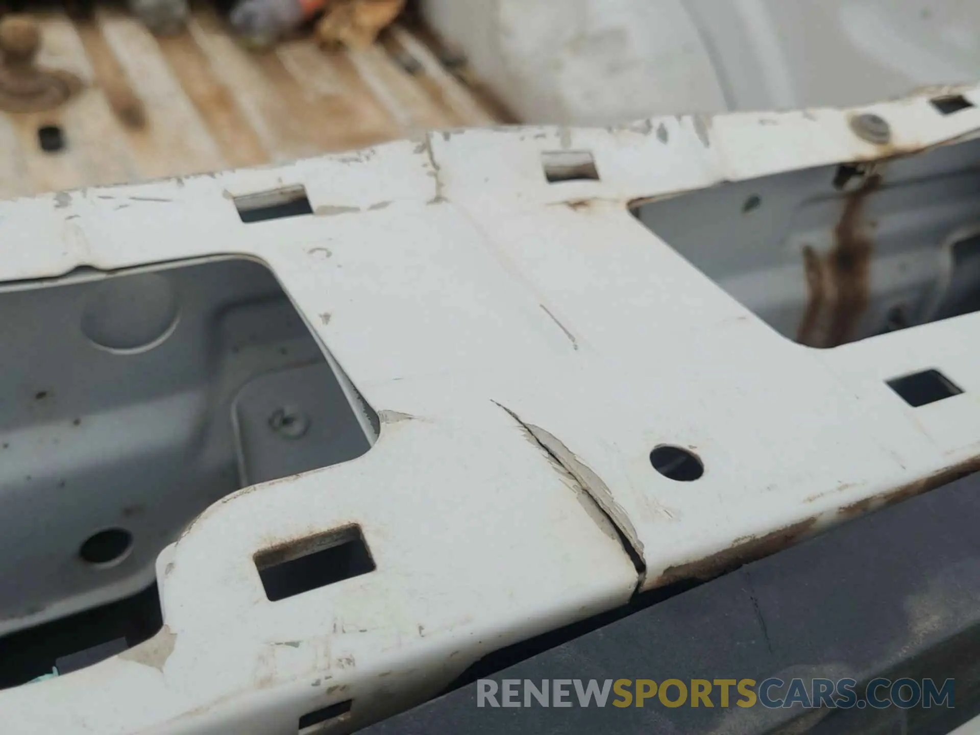 37 Photograph of a damaged car 1FT7W2BT4KEC45387 FORD F250 2019