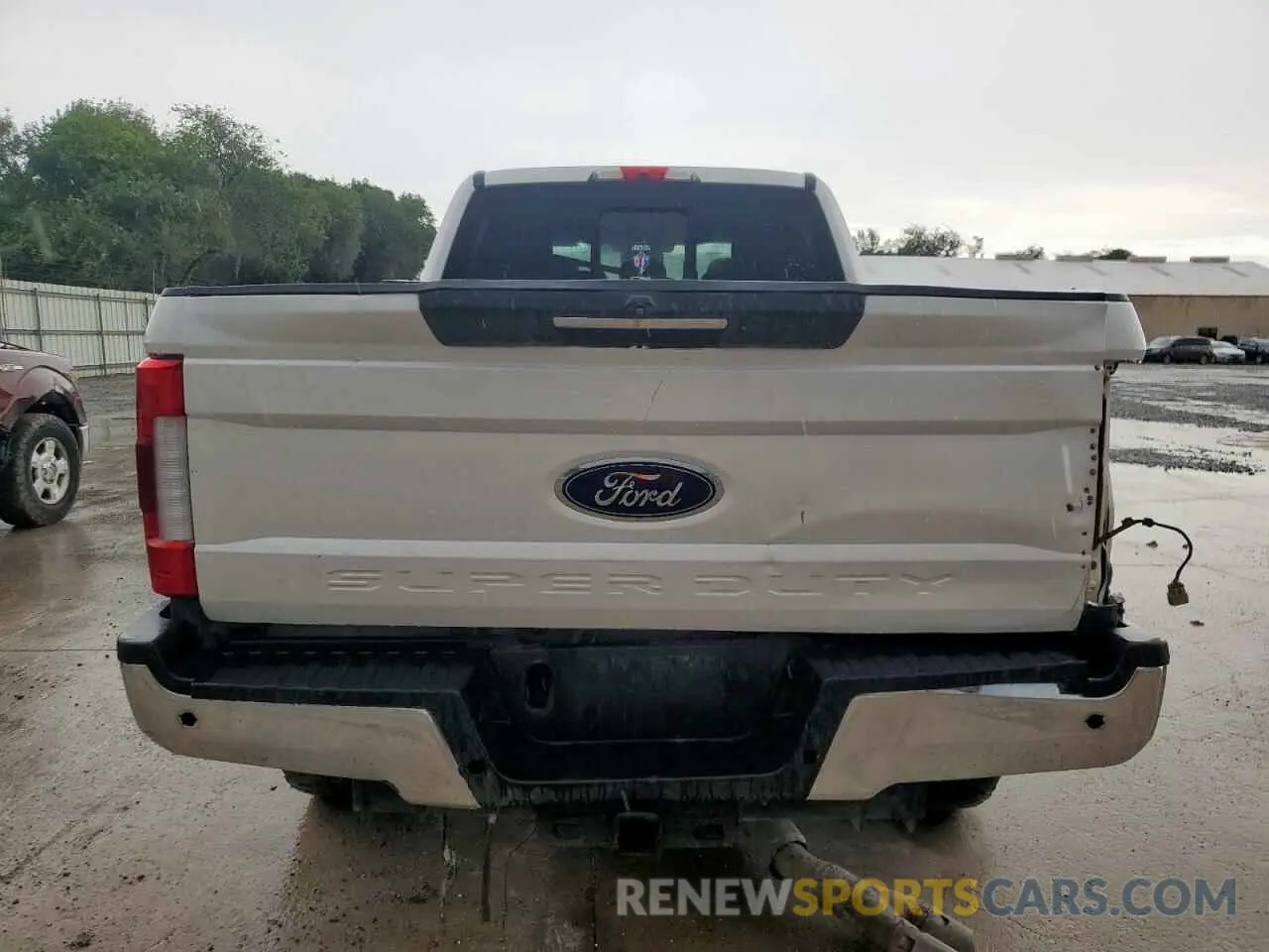 6 Фотография поврежденного автомобиля 1FT7W2BT4KEF28520 FORD F250 2019
