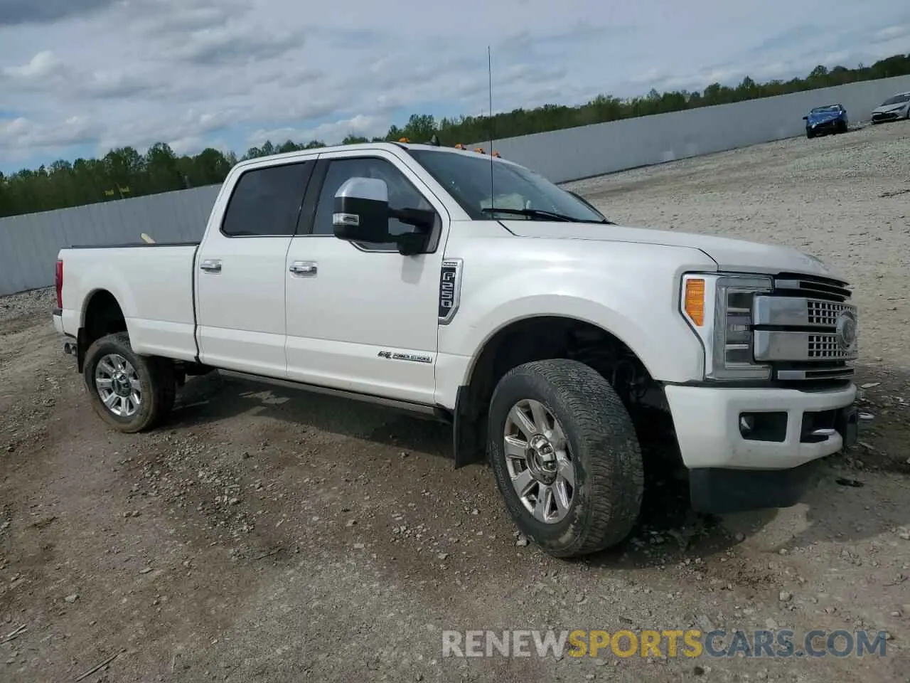 4 Photograph of a damaged car 1FT7W2BT6KED44809 FORD F250 2019