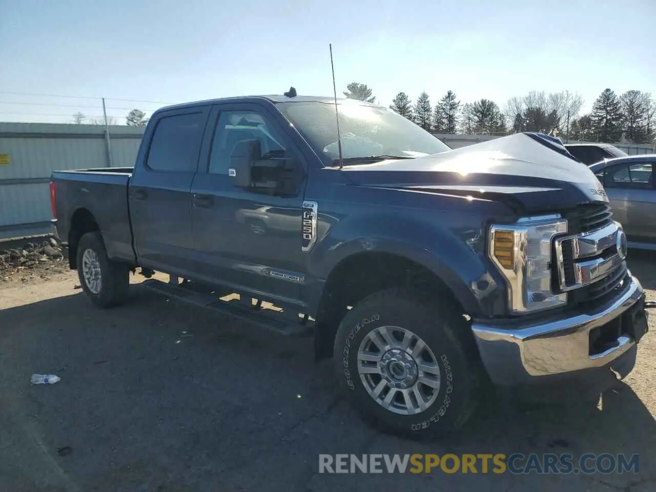 4 Photograph of a damaged car 1FT7W2BT6KEG20292 FORD F250 2019