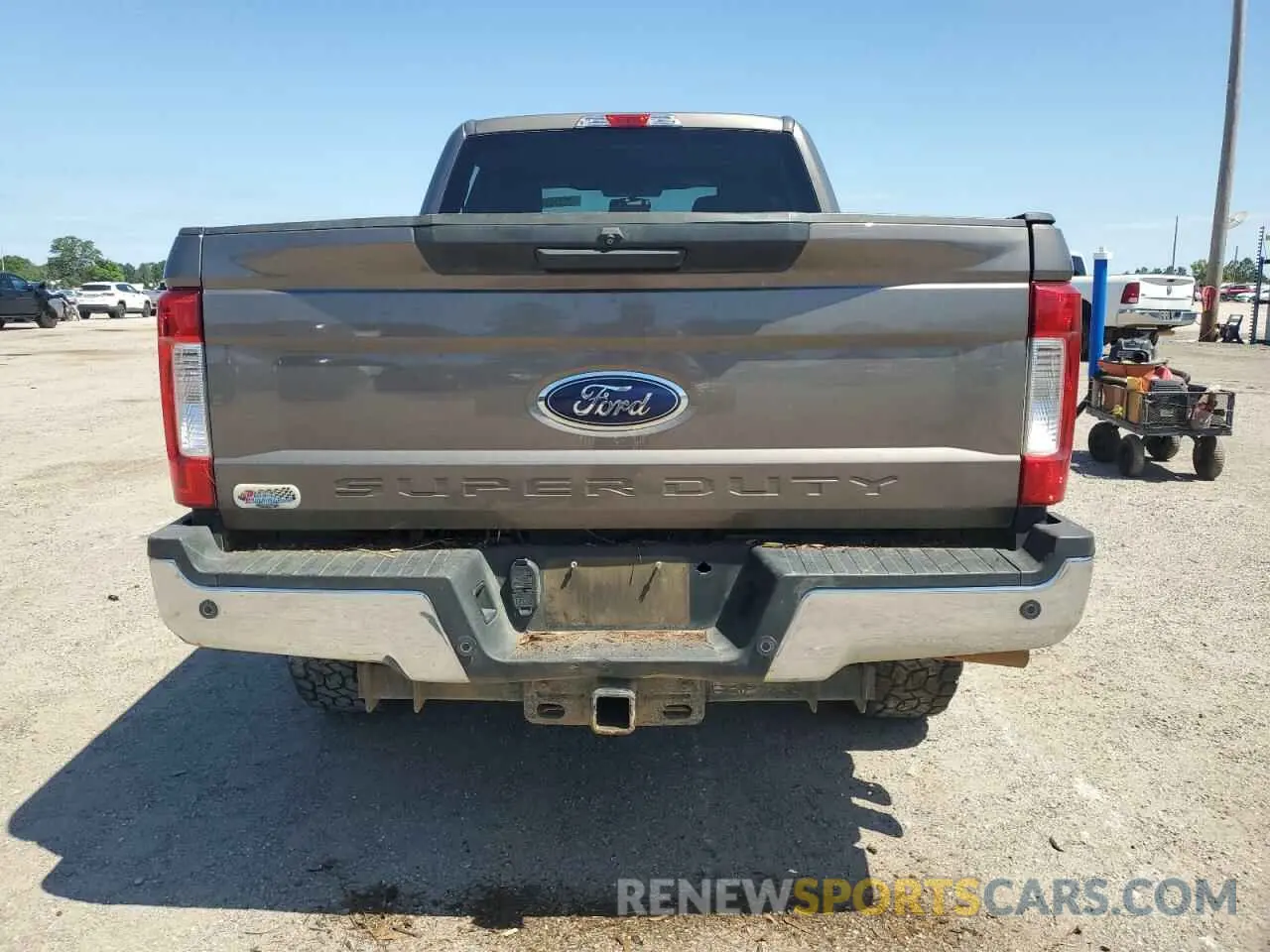 6 Фотография поврежденного автомобиля 1FT7W2BT6KEG30692 FORD F250 2019