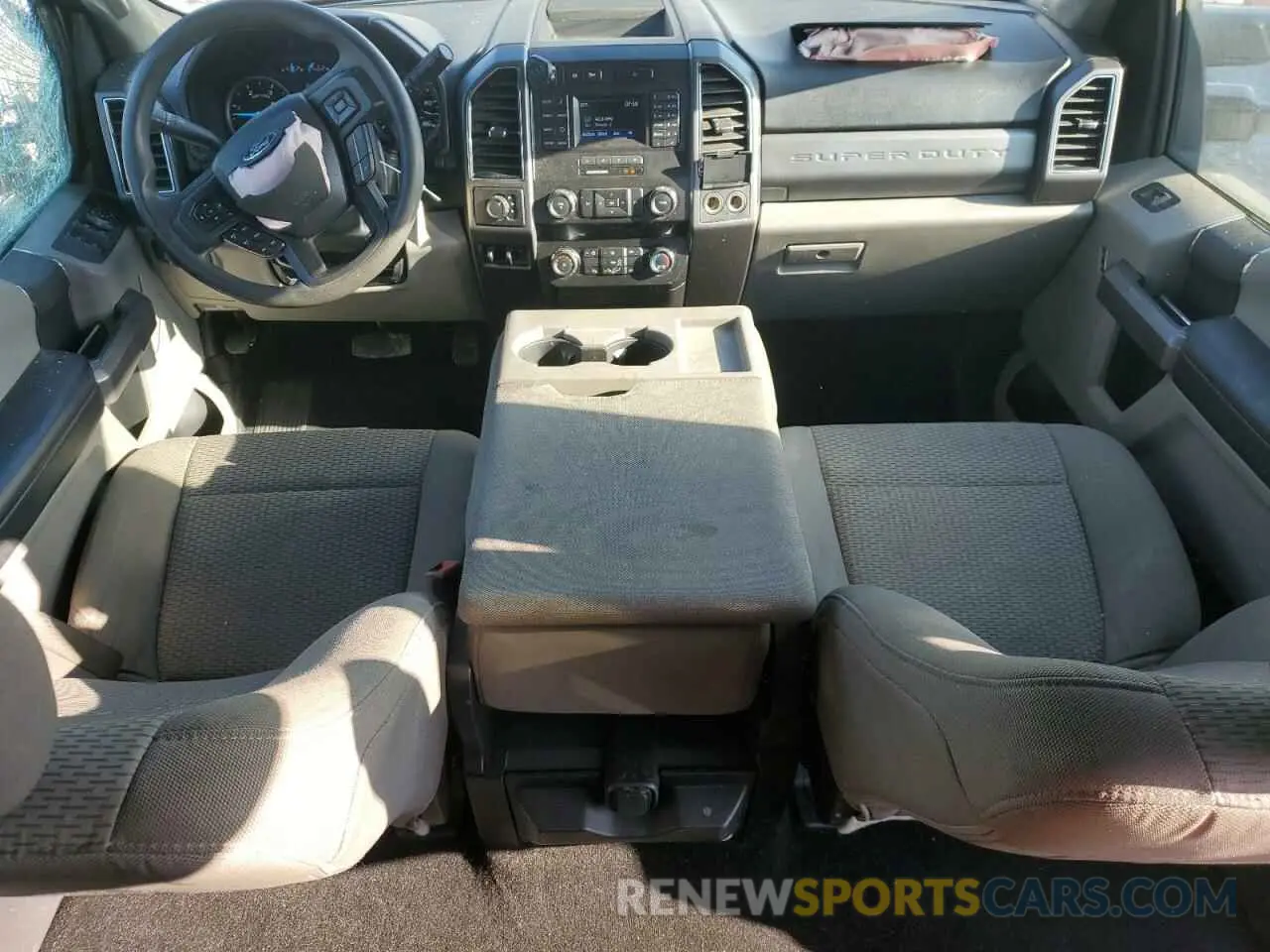 8 Photograph of a damaged car 1FT7W2BT7KEC40619 FORD F250 2019