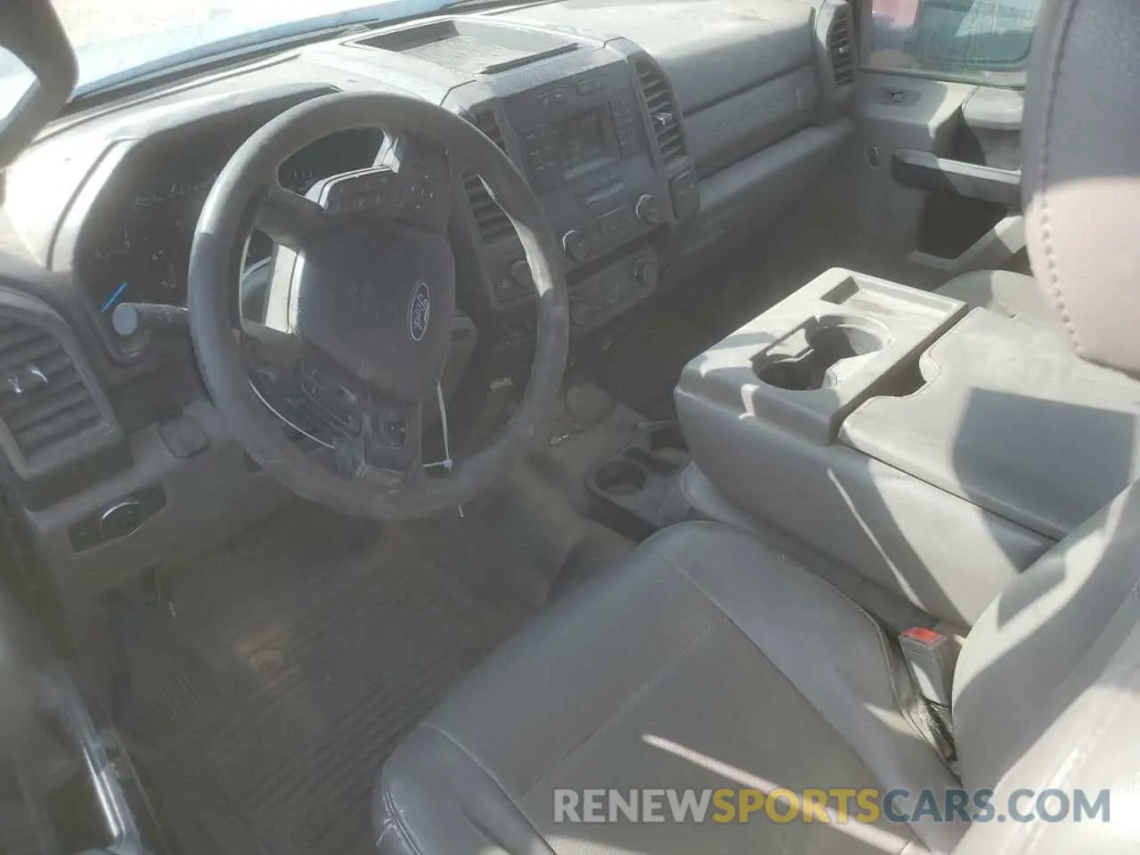 8 Photograph of a damaged car 1FT7W2BT7KEG06692 FORD F250 2019