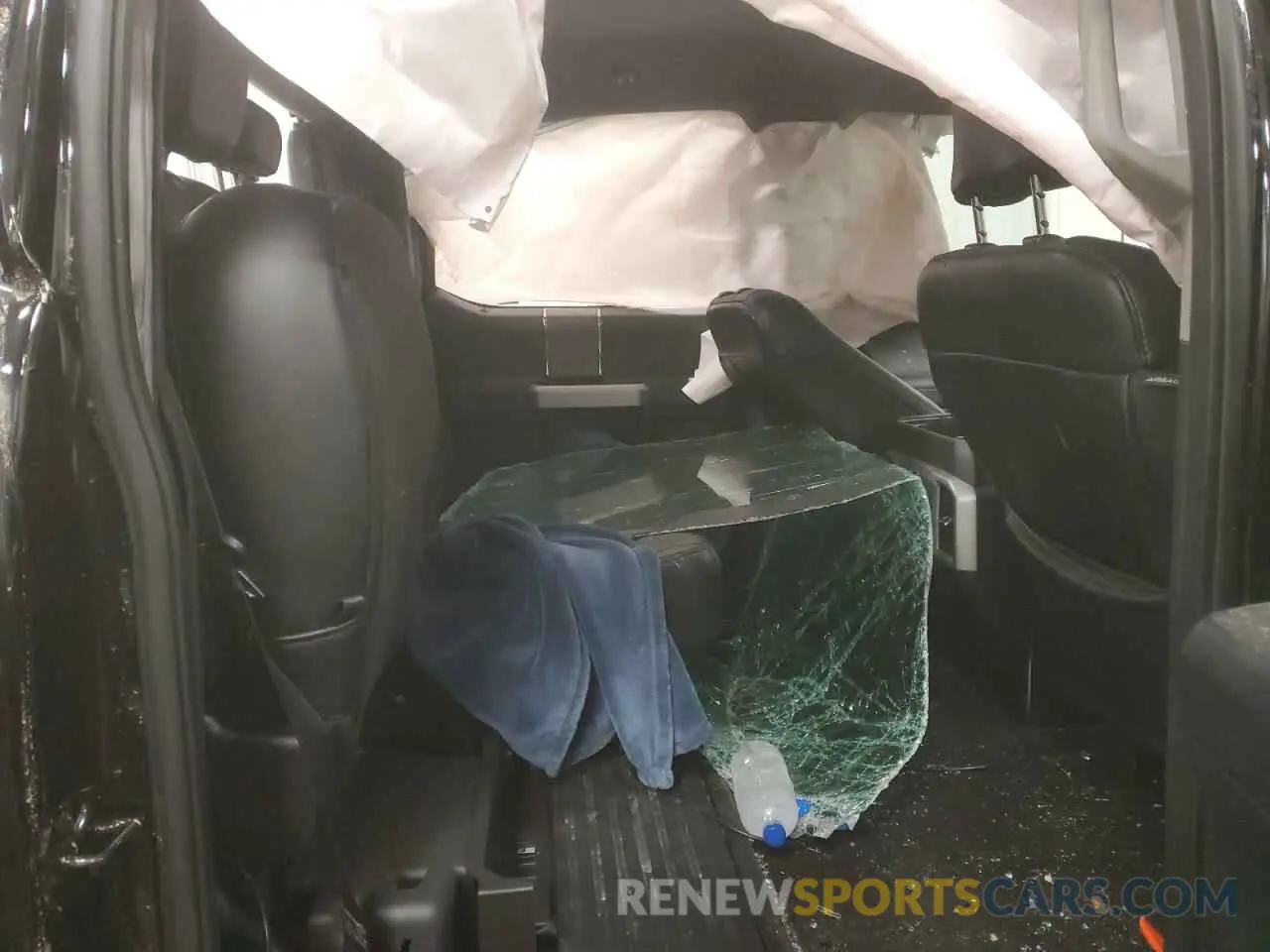 11 Photograph of a damaged car 1FT7W2BT8KEC86895 FORD F250 2019