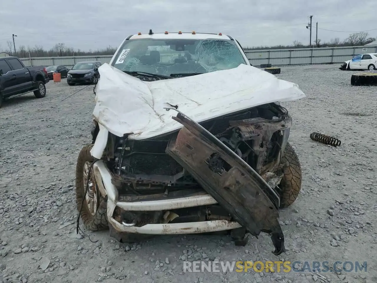 5 Photograph of a damaged car 1FT7W2BT9KEC08061 FORD F250 2019