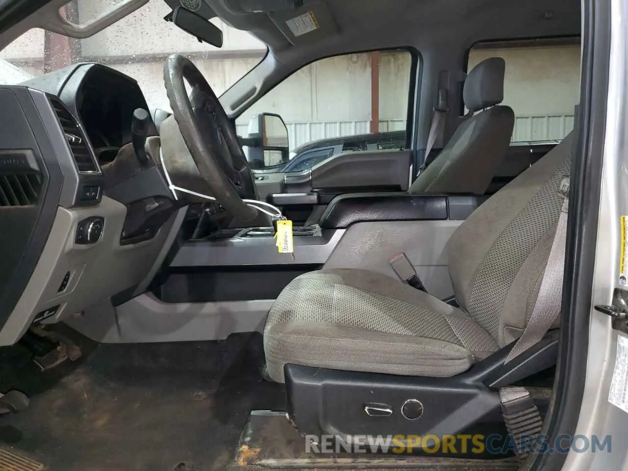7 Photograph of a damaged car 1FT7W2BT9KEG40312 FORD F250 2019