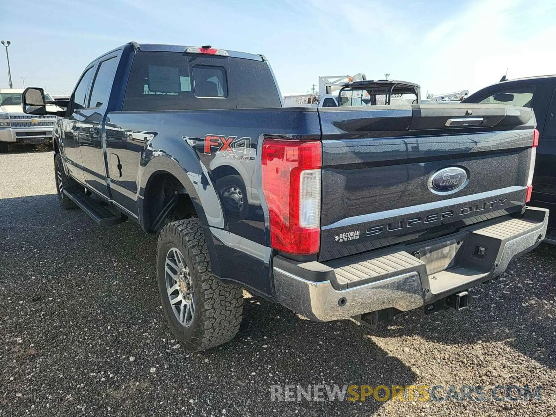 10 Photograph of a damaged car 1FT7W2BTXKEE90503 FORD F250 2019