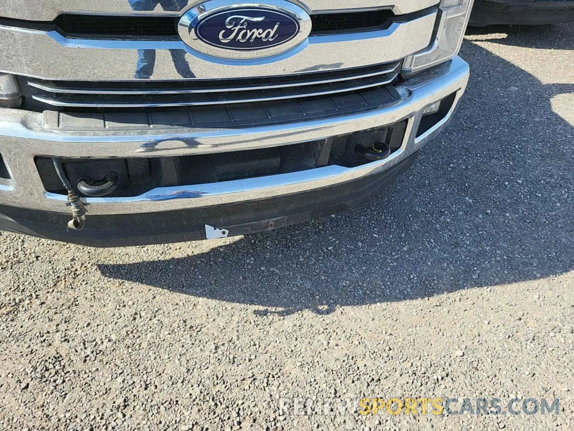 18 Photograph of a damaged car 1FT7W2BTXKEE90503 FORD F250 2019