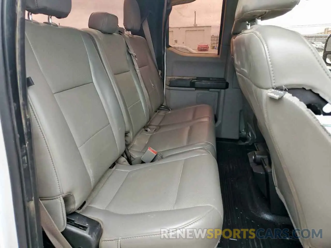 10 Photograph of a damaged car 1FT7X2A60KEC61451 FORD F250 2019