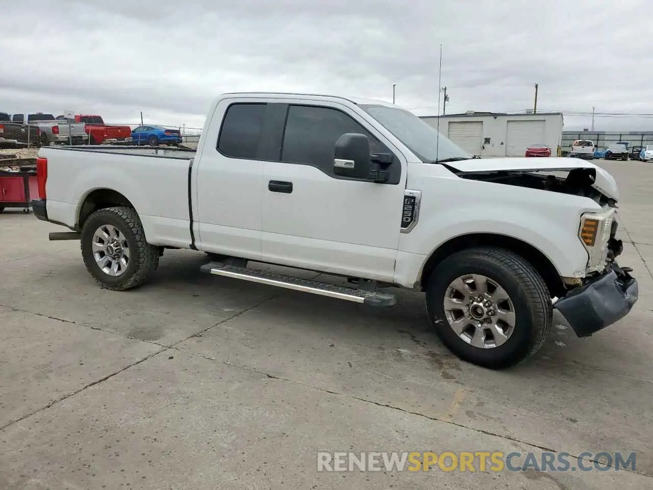 4 Photograph of a damaged car 1FT7X2A60KEC61451 FORD F250 2019