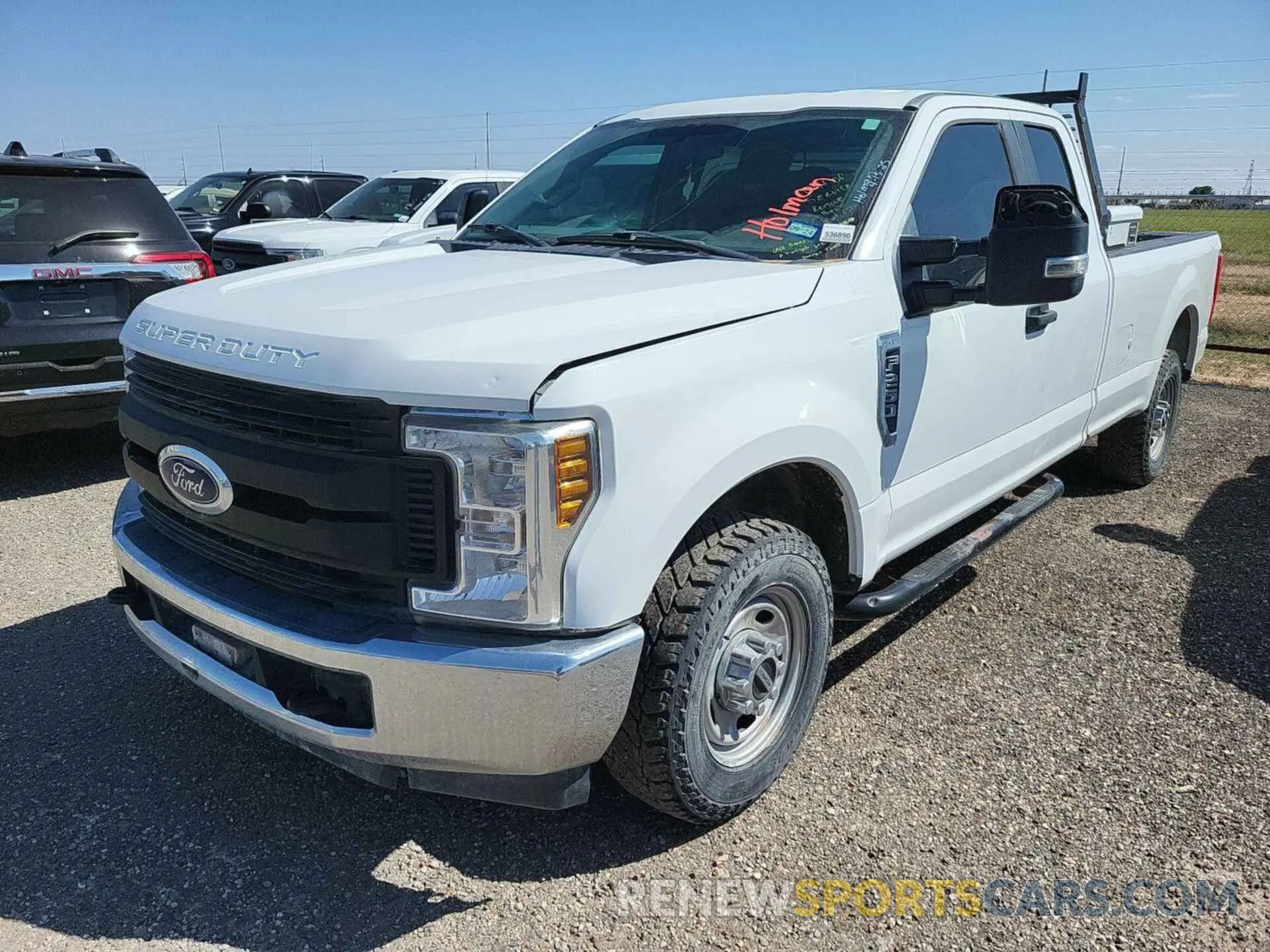 21 Photograph of a damaged car 1FT7X2A60KEE53324 FORD F250 2019