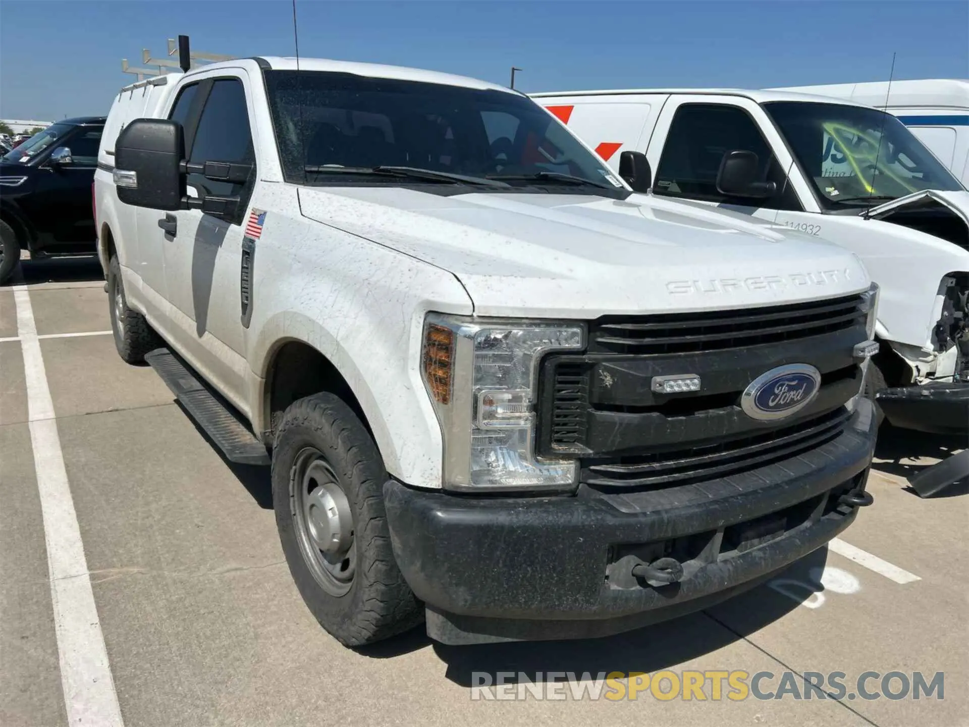 8 Photograph of a damaged car 1FT7X2A61KEE68611 FORD F250 2019