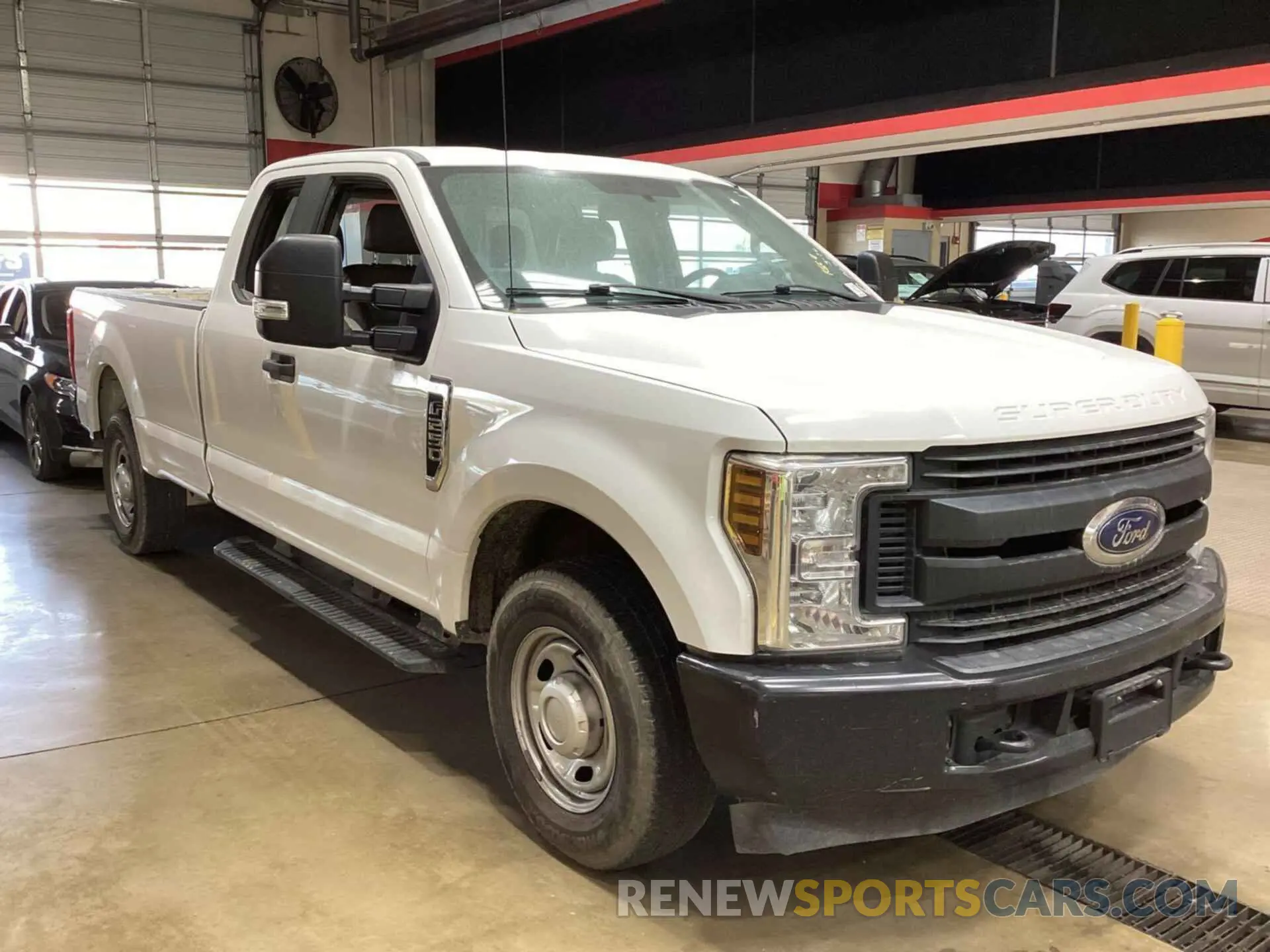 23 Photograph of a damaged car 1FT7X2A62KEC83984 FORD F250 2019
