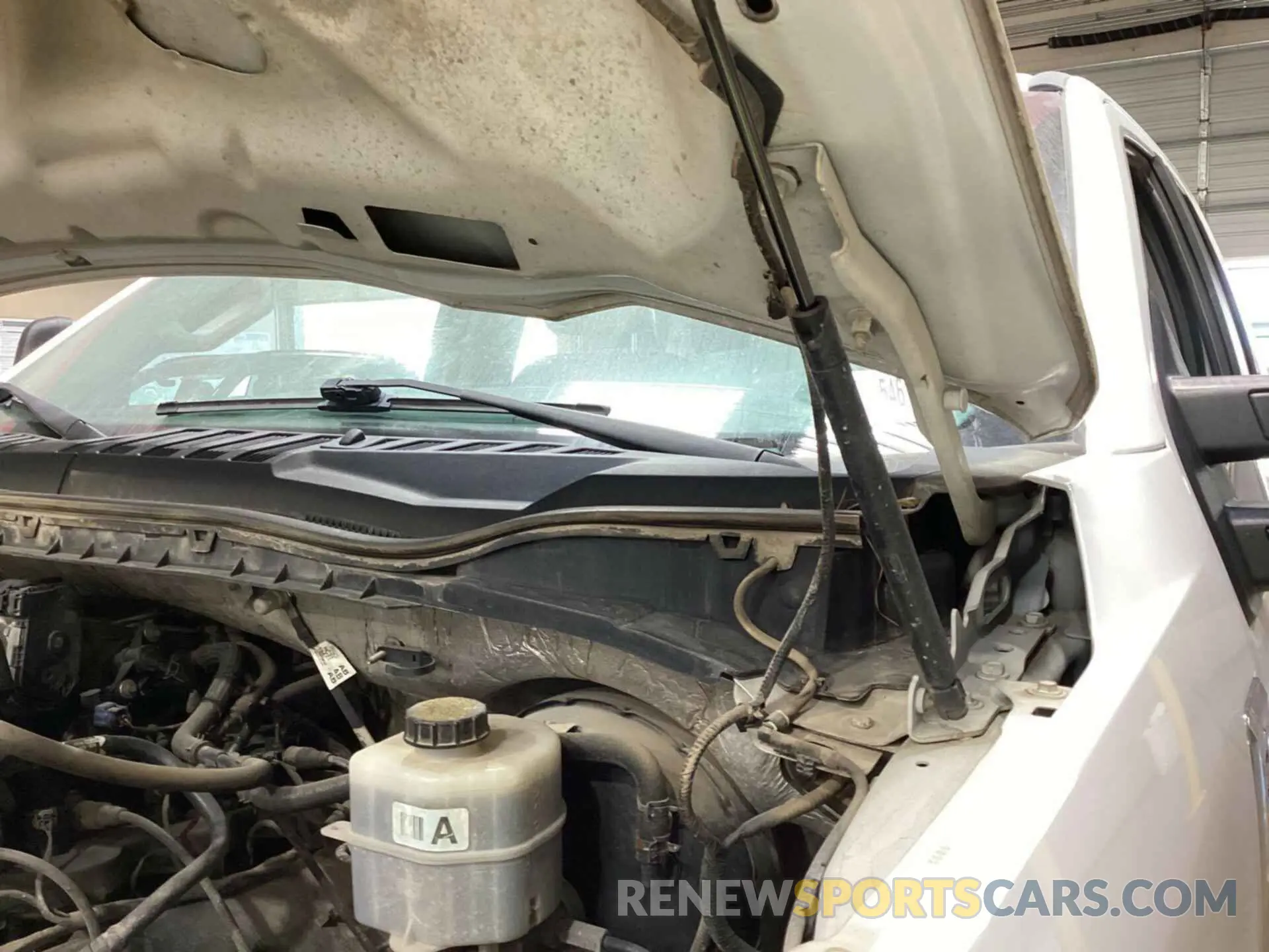 8 Photograph of a damaged car 1FT7X2A62KEC83984 FORD F250 2019