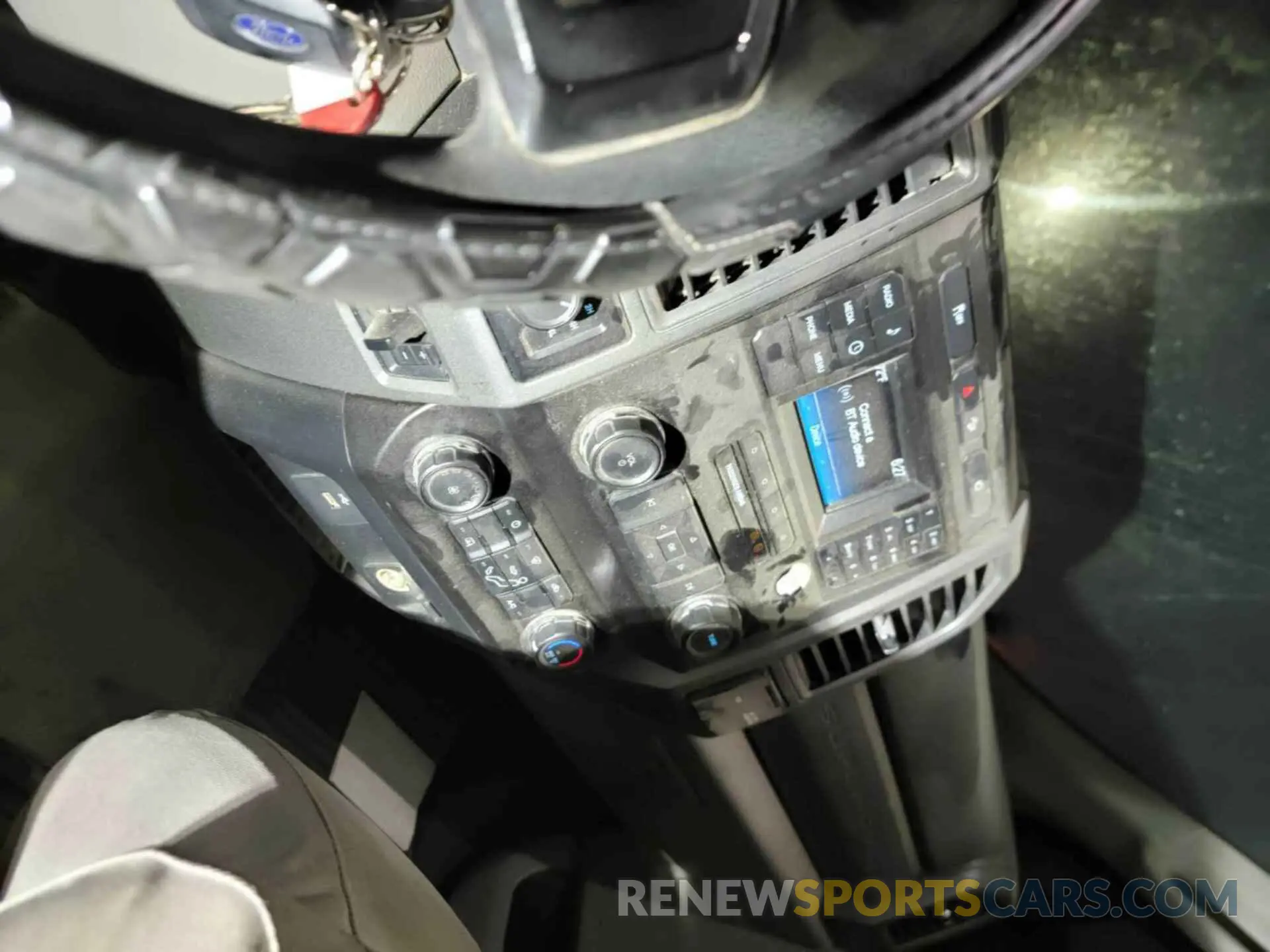 6 Photograph of a damaged car 1FT7X2B60KEC45118 FORD F250 2019