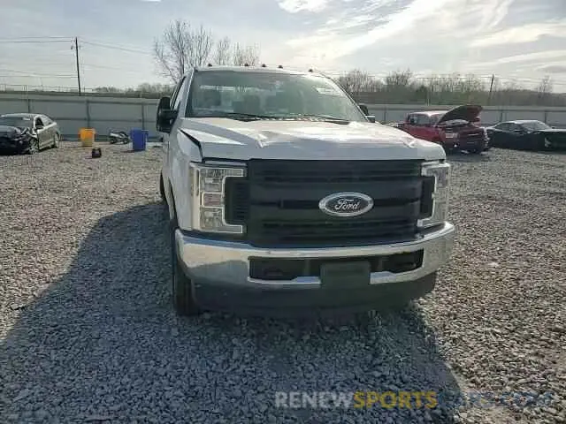 10 Photograph of a damaged car 1FT7X2B61KEG32082 FORD F250 2019