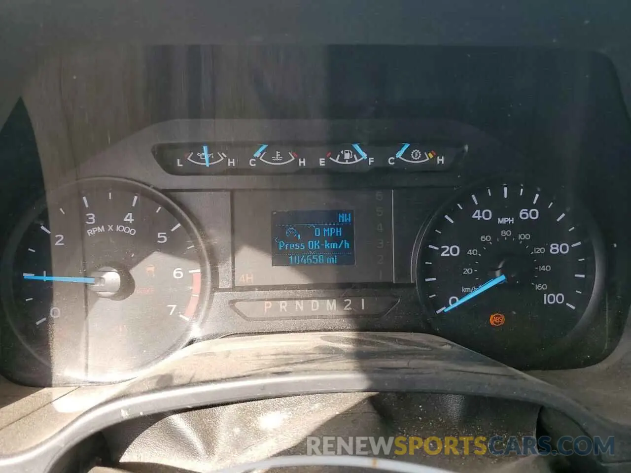 9 Photograph of a damaged car 1FT7X2B61KEG32082 FORD F250 2019