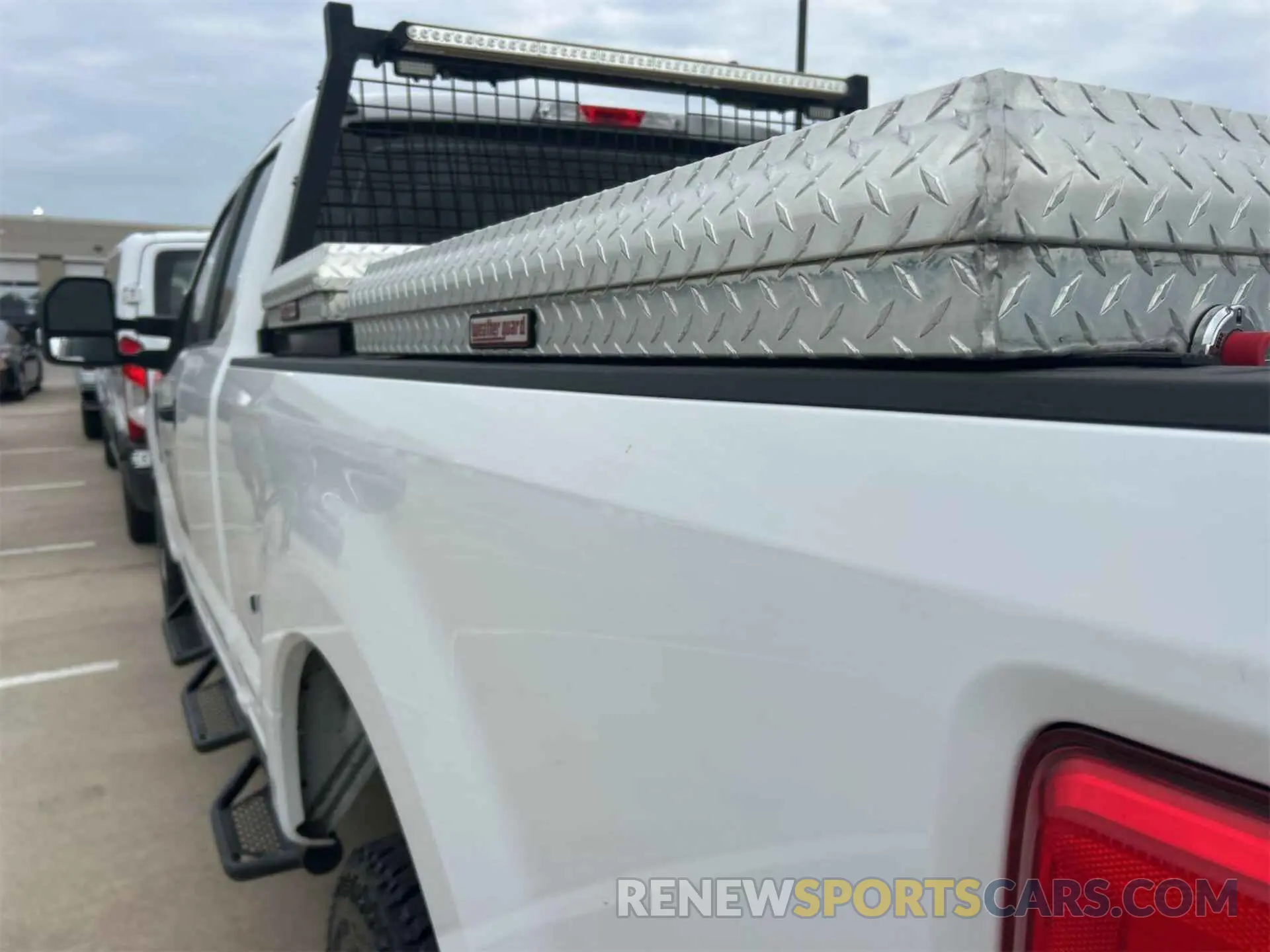 1 Photograph of a damaged car 1FT7X2B64KEE59707 FORD F250 2019