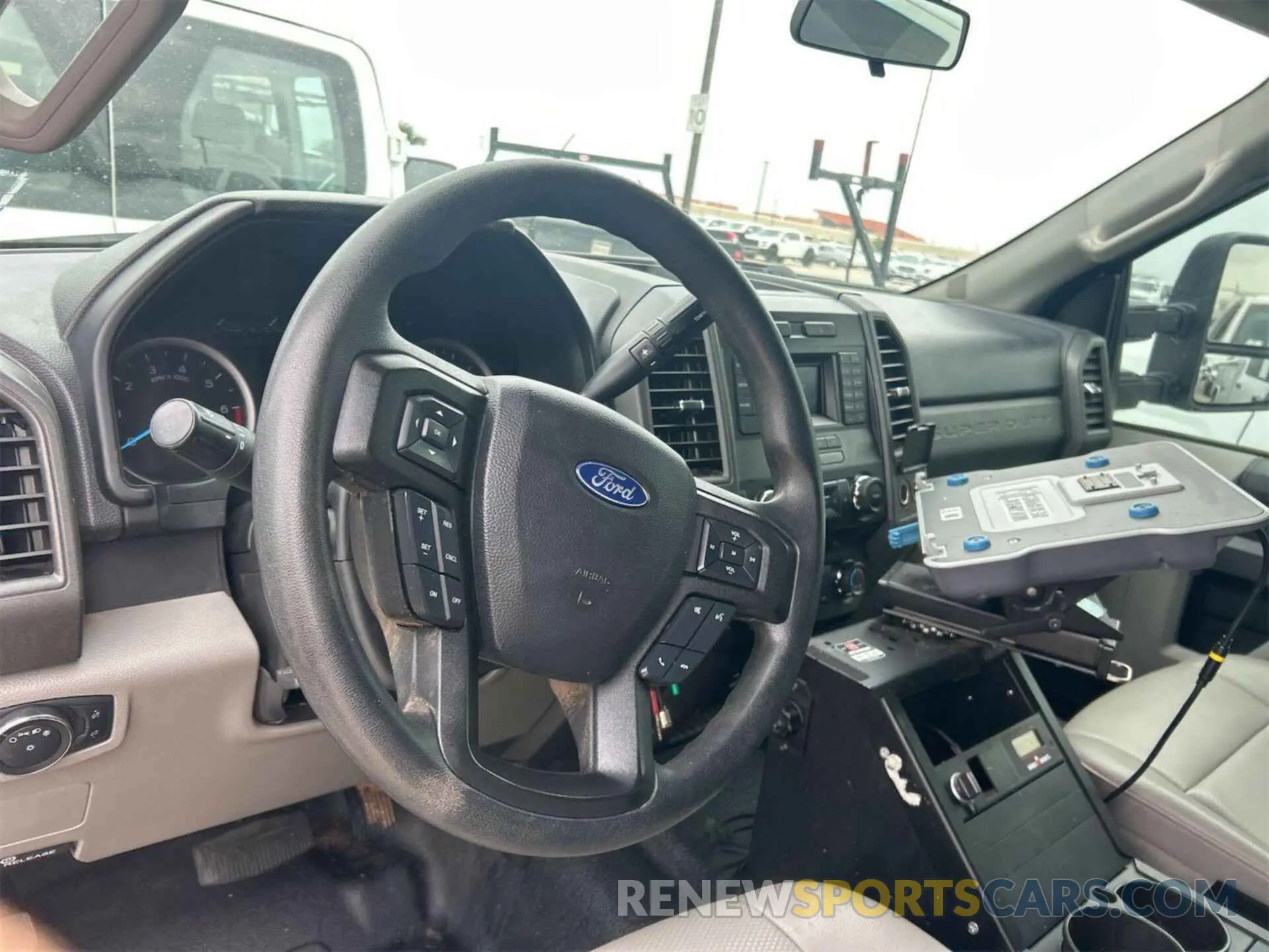3 Photograph of a damaged car 1FT7X2B64KEE59707 FORD F250 2019