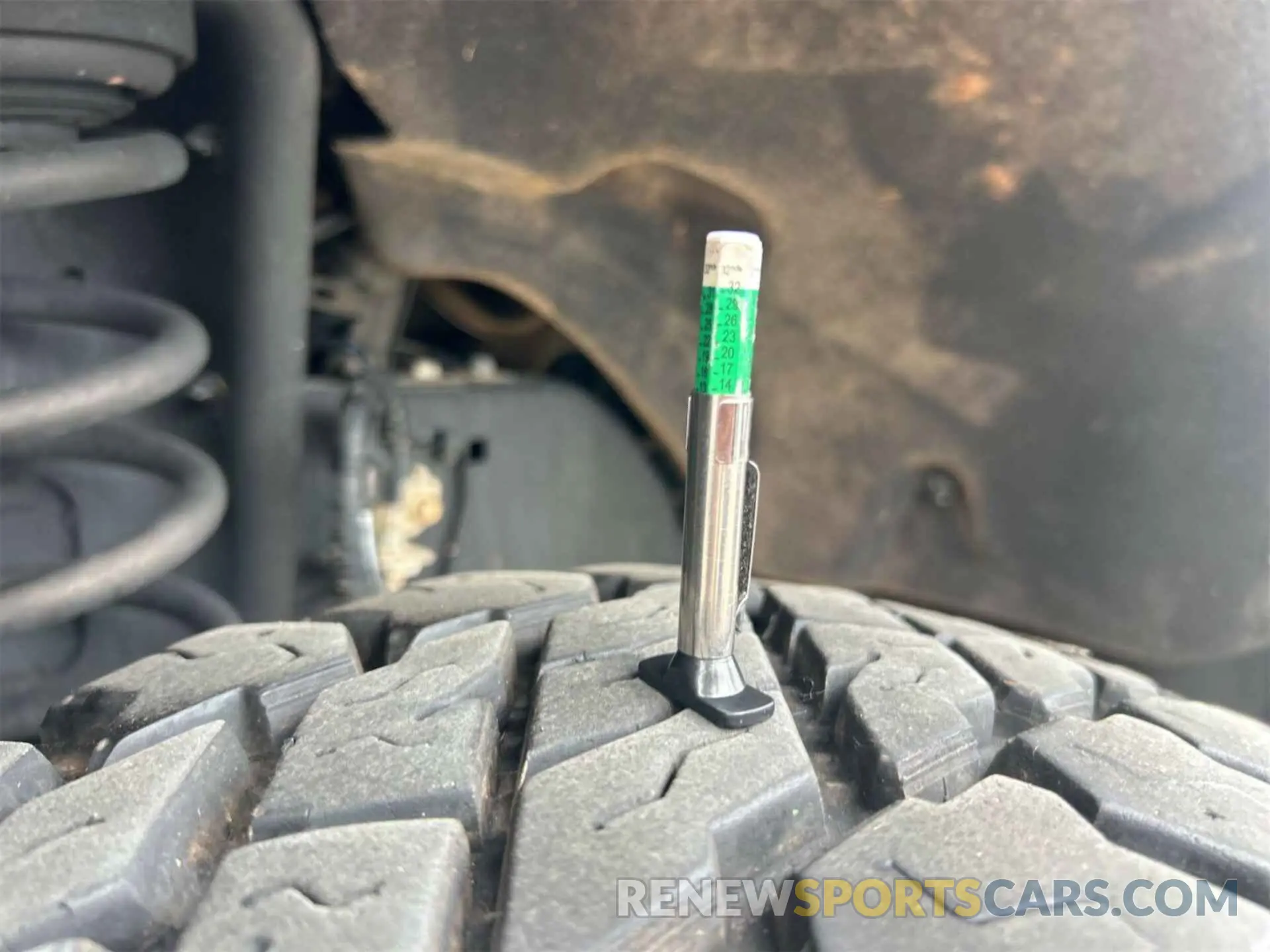 6 Photograph of a damaged car 1FT7X2B64KEE59707 FORD F250 2019