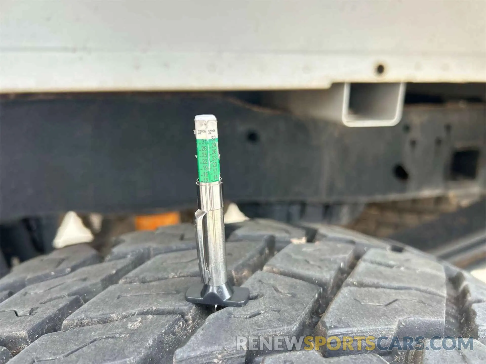 8 Photograph of a damaged car 1FT7X2B64KEE59707 FORD F250 2019