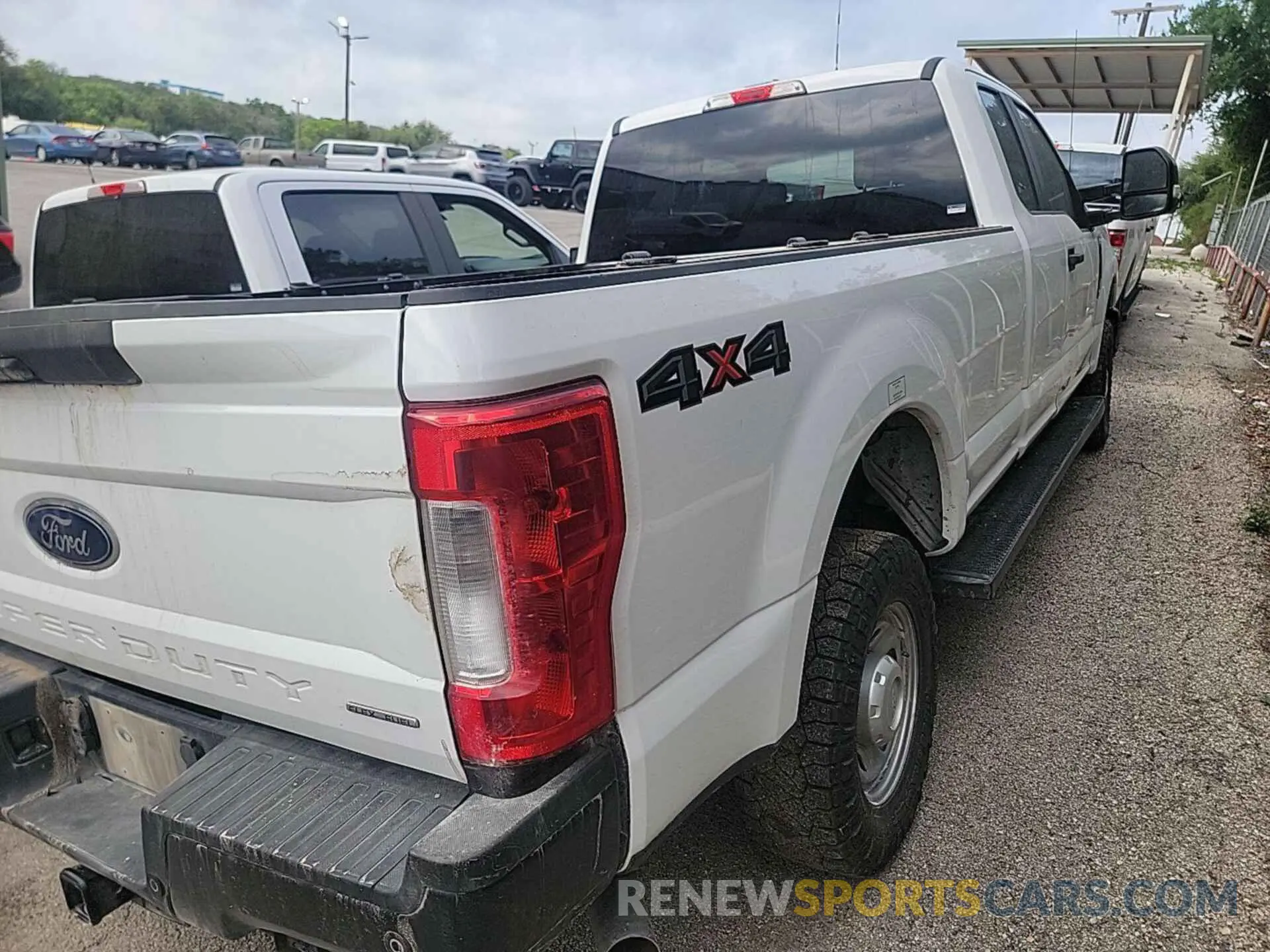 5 Фотография поврежденного автомобиля 1FT7X2B64KEG11615 FORD F250 2019