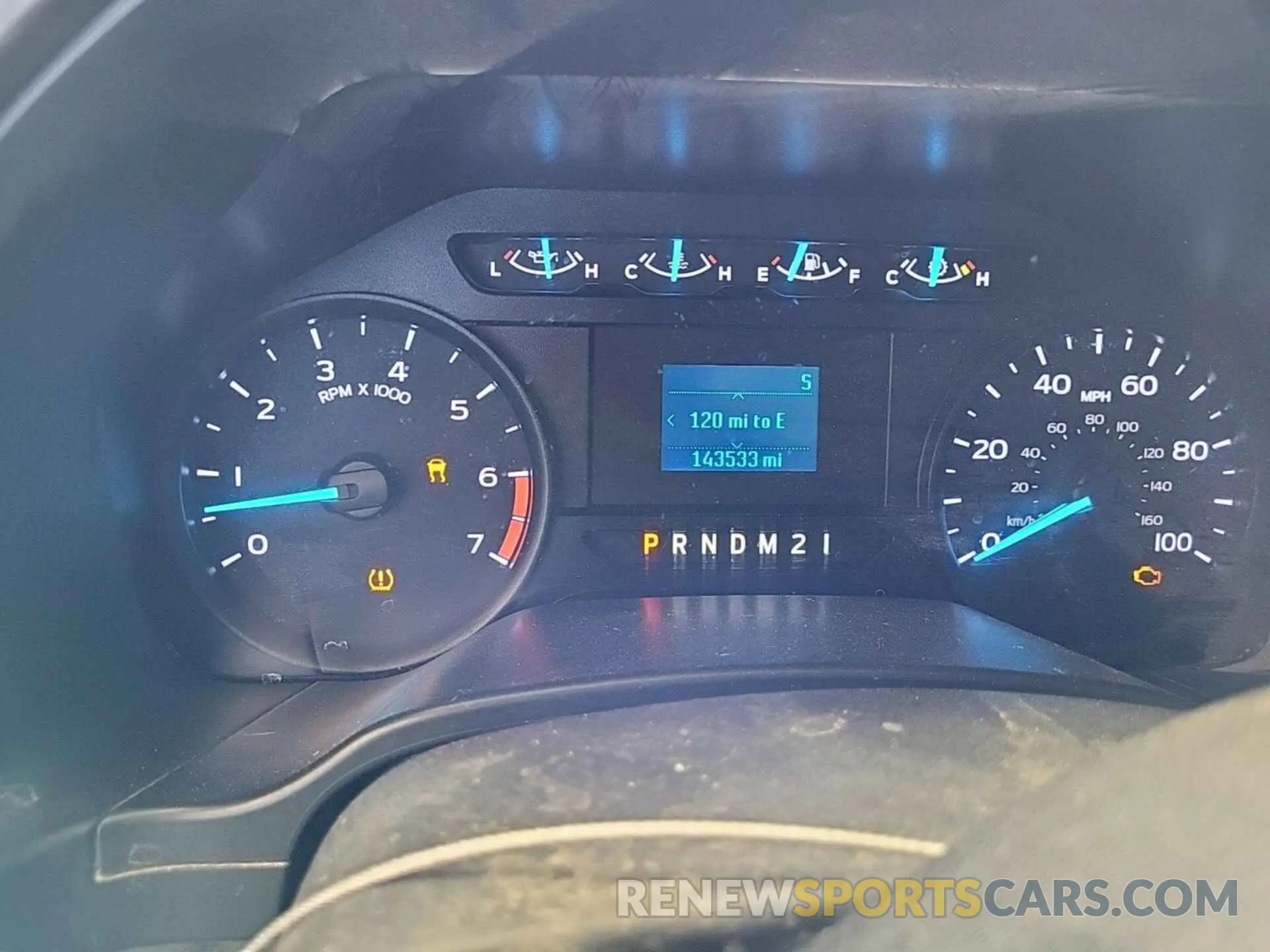 8 Photograph of a damaged car 1FT7X2B66KEF57461 FORD F250 2019