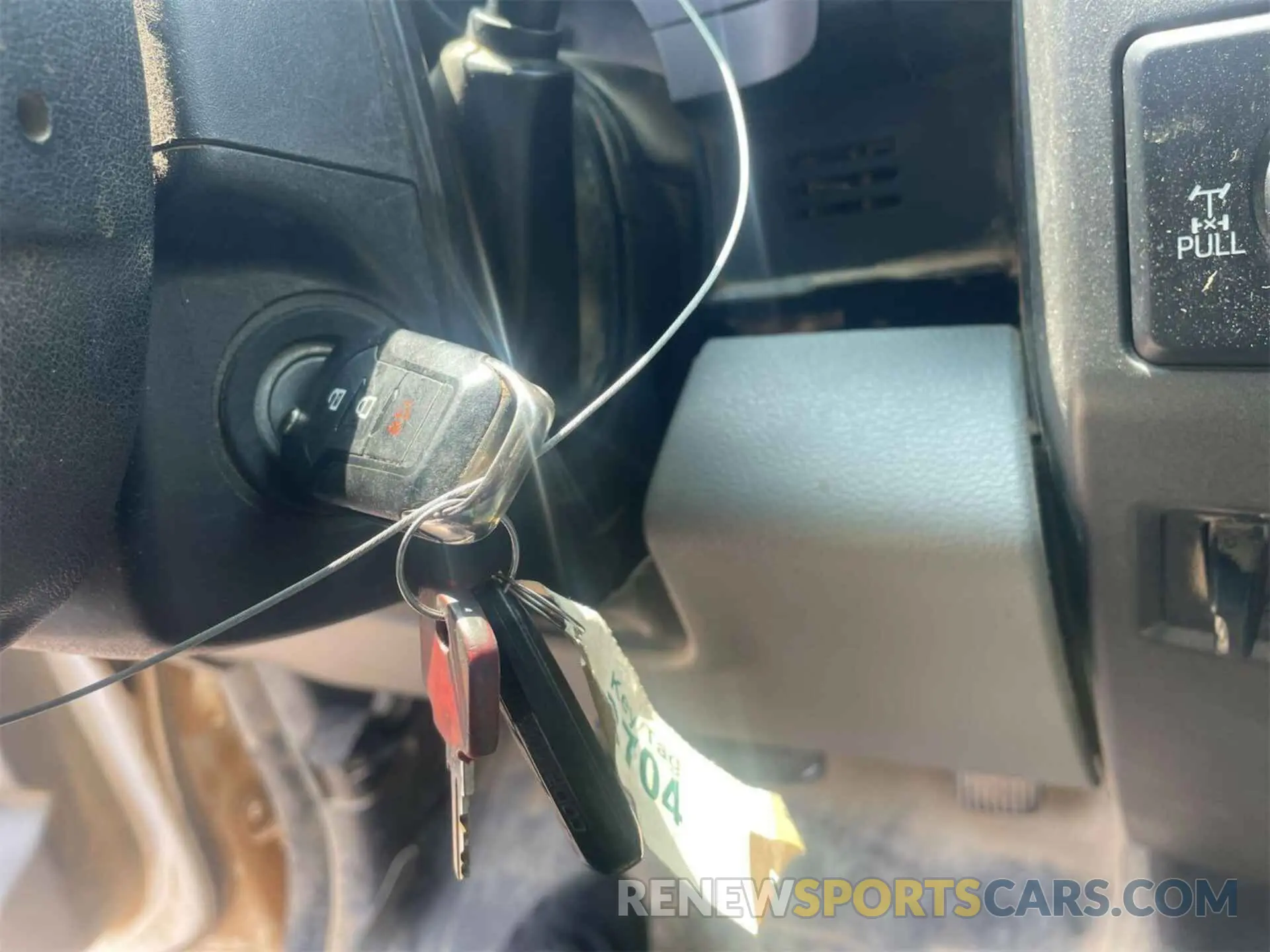 18 Photograph of a damaged car 1FT7X2B68KEF83088 FORD F250 2019